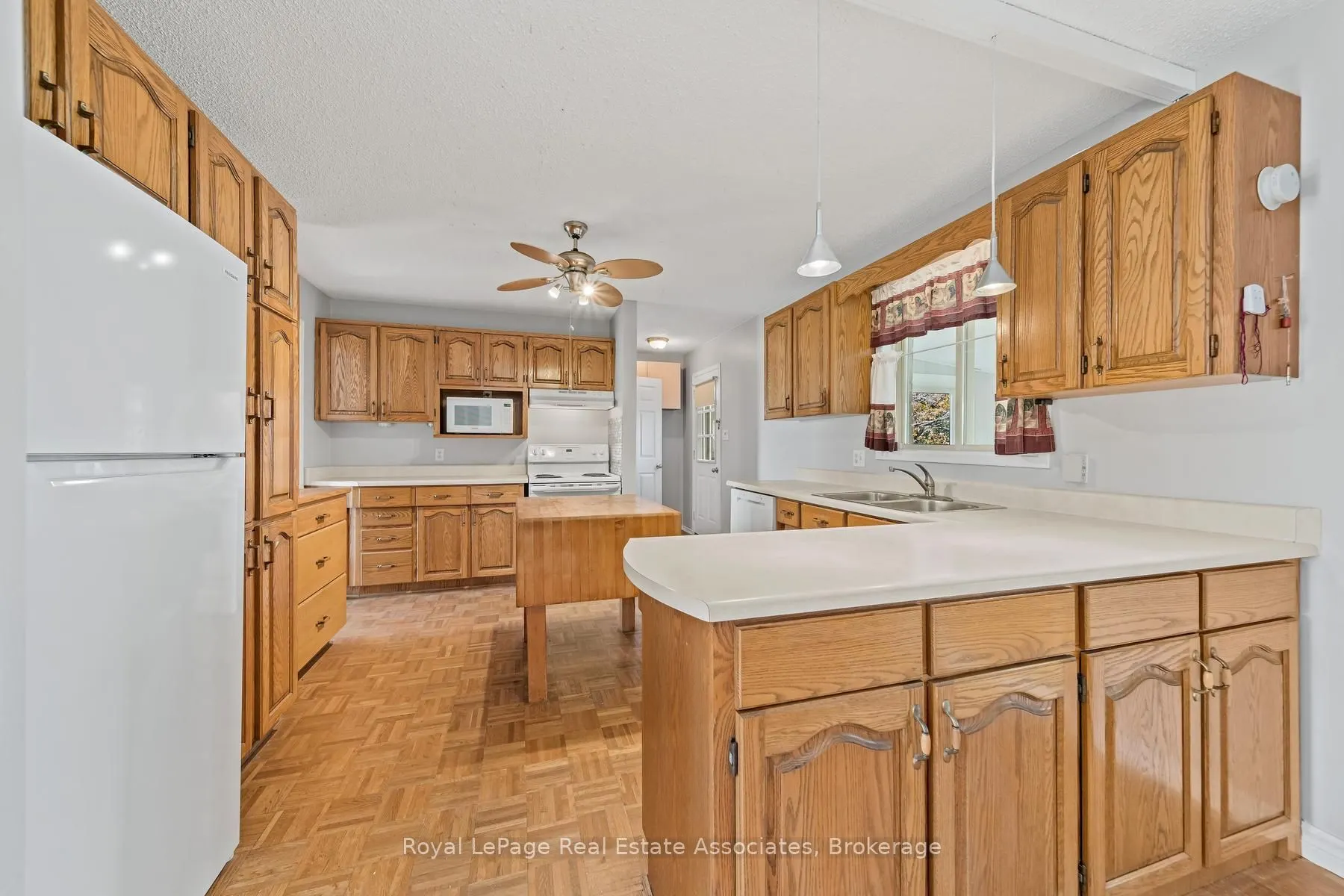 585349 County Road 17