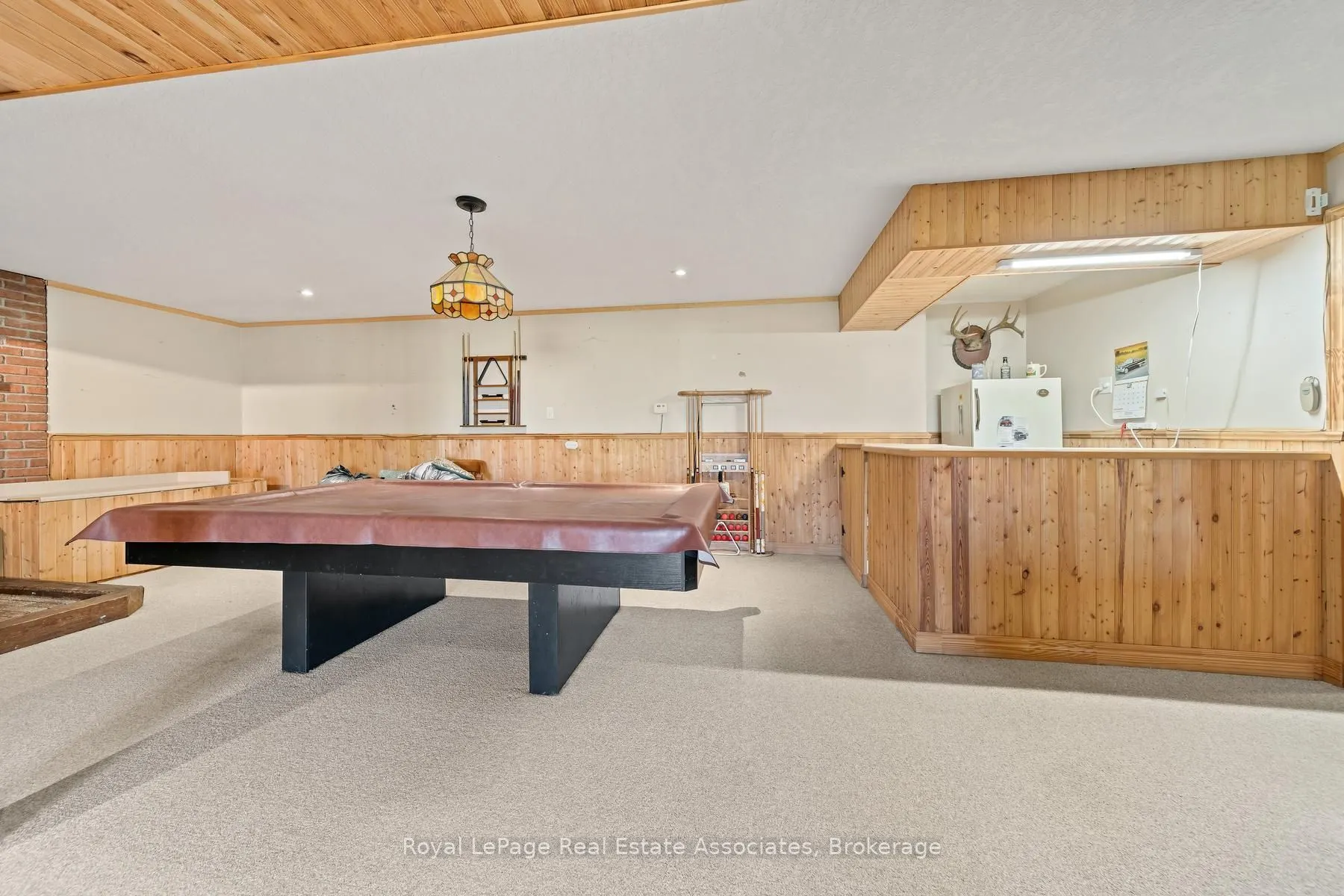 585349 County Road 17