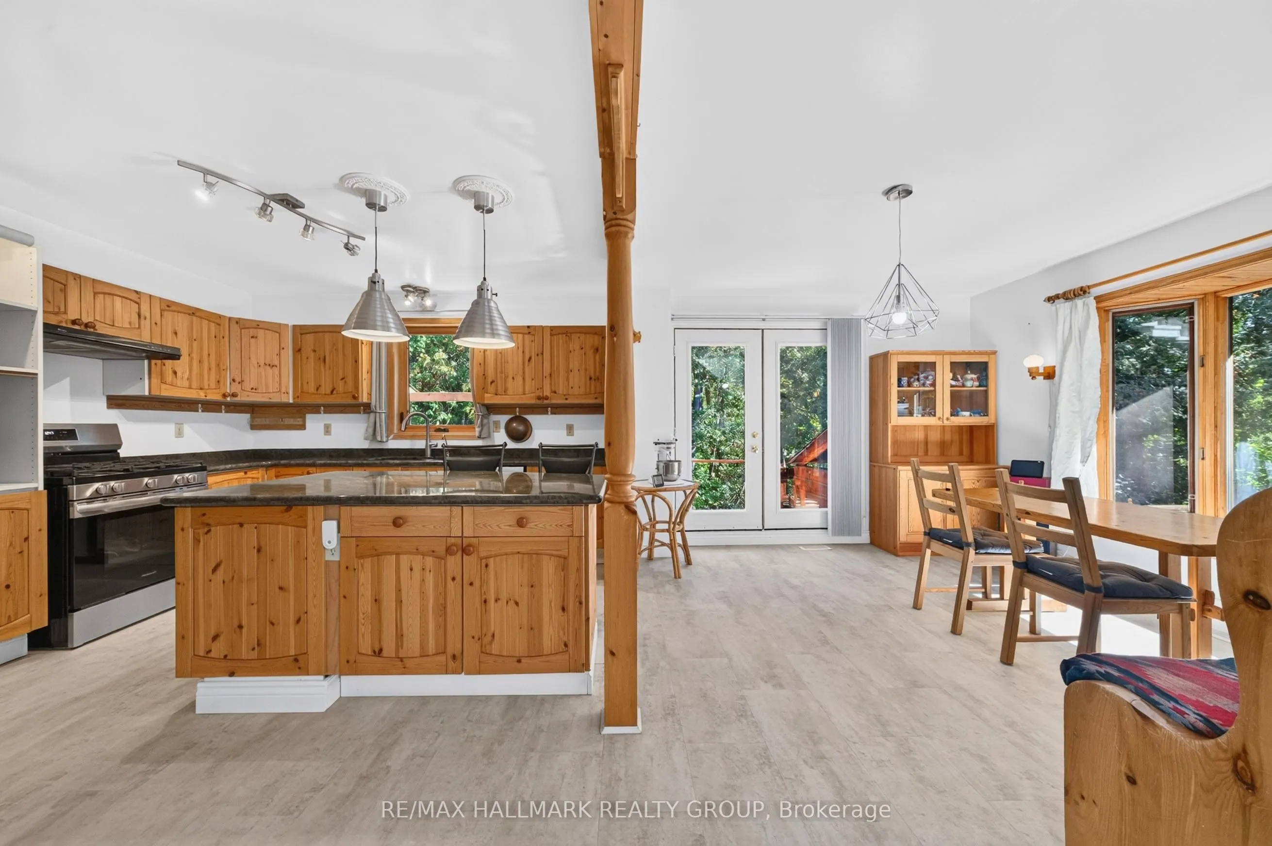 7524 Flewellyn Road