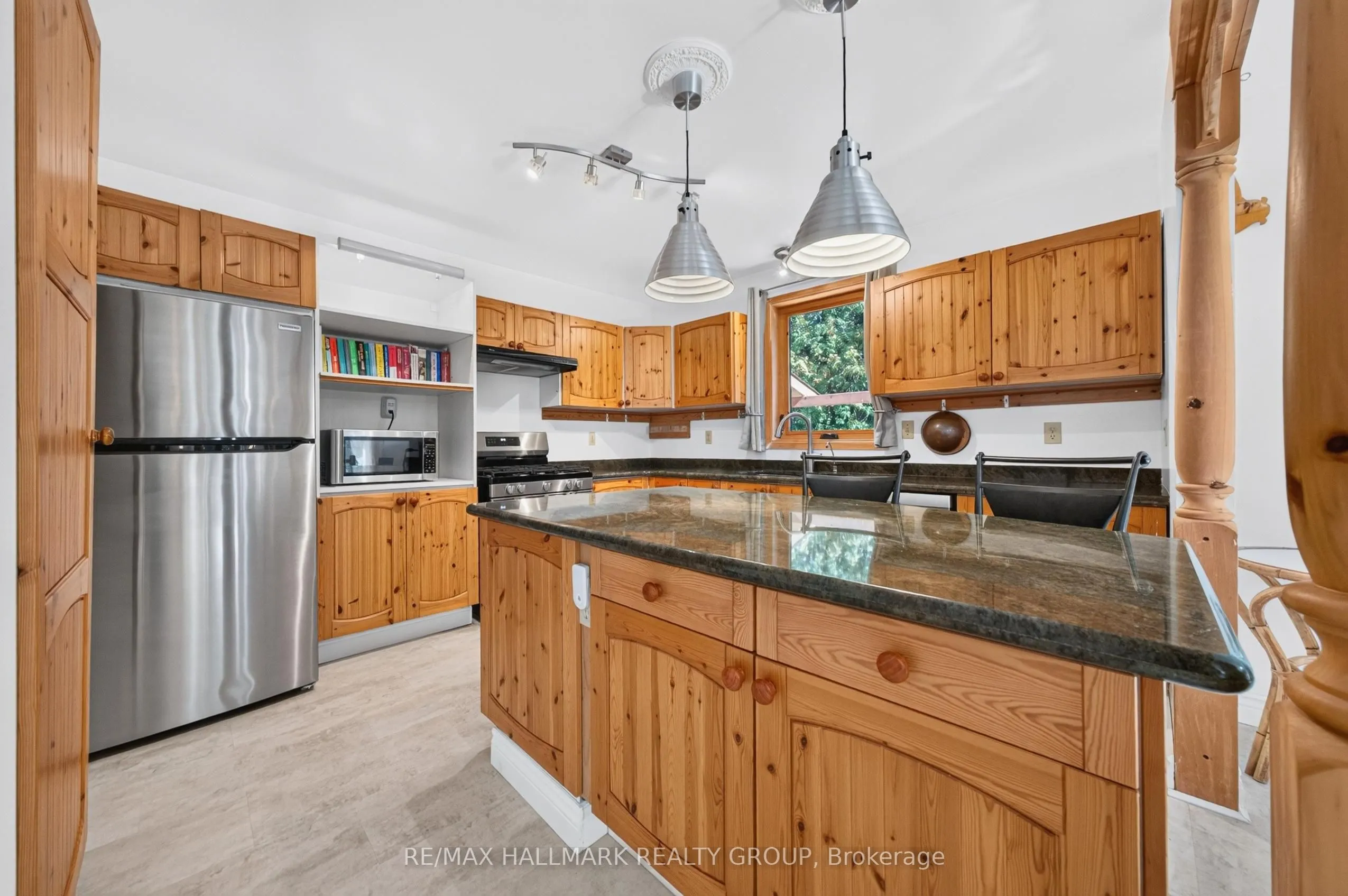 7524 Flewellyn Road