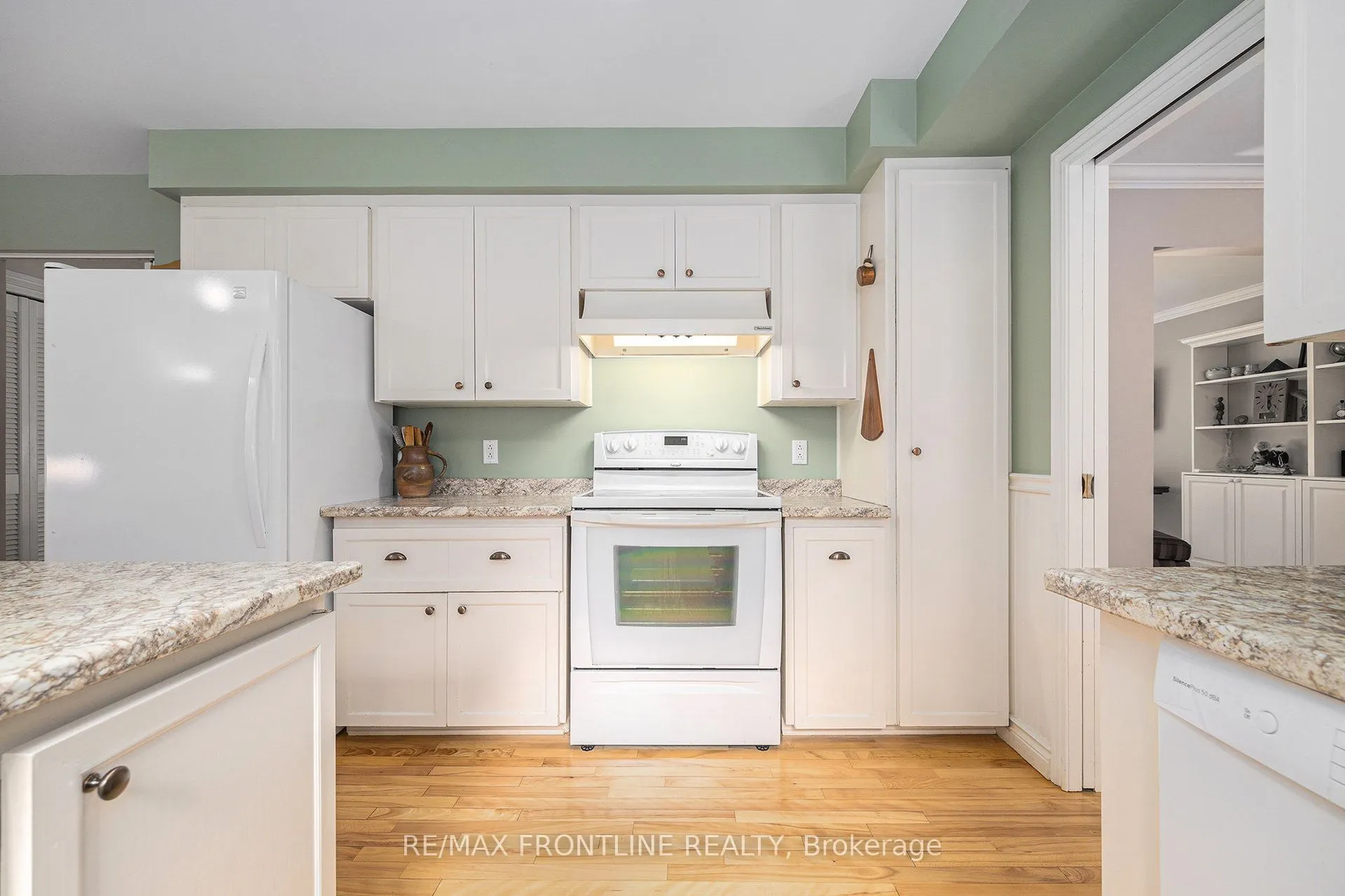 12 Glenview Crescent