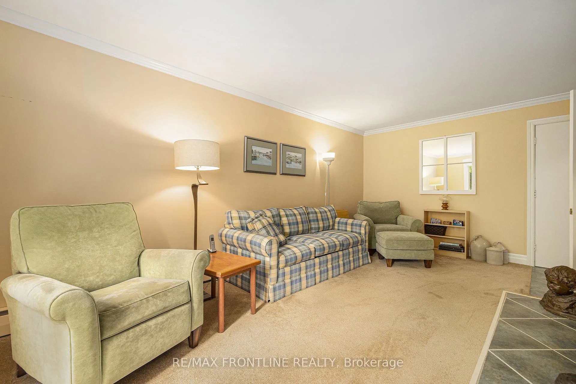 12 Glenview Crescent