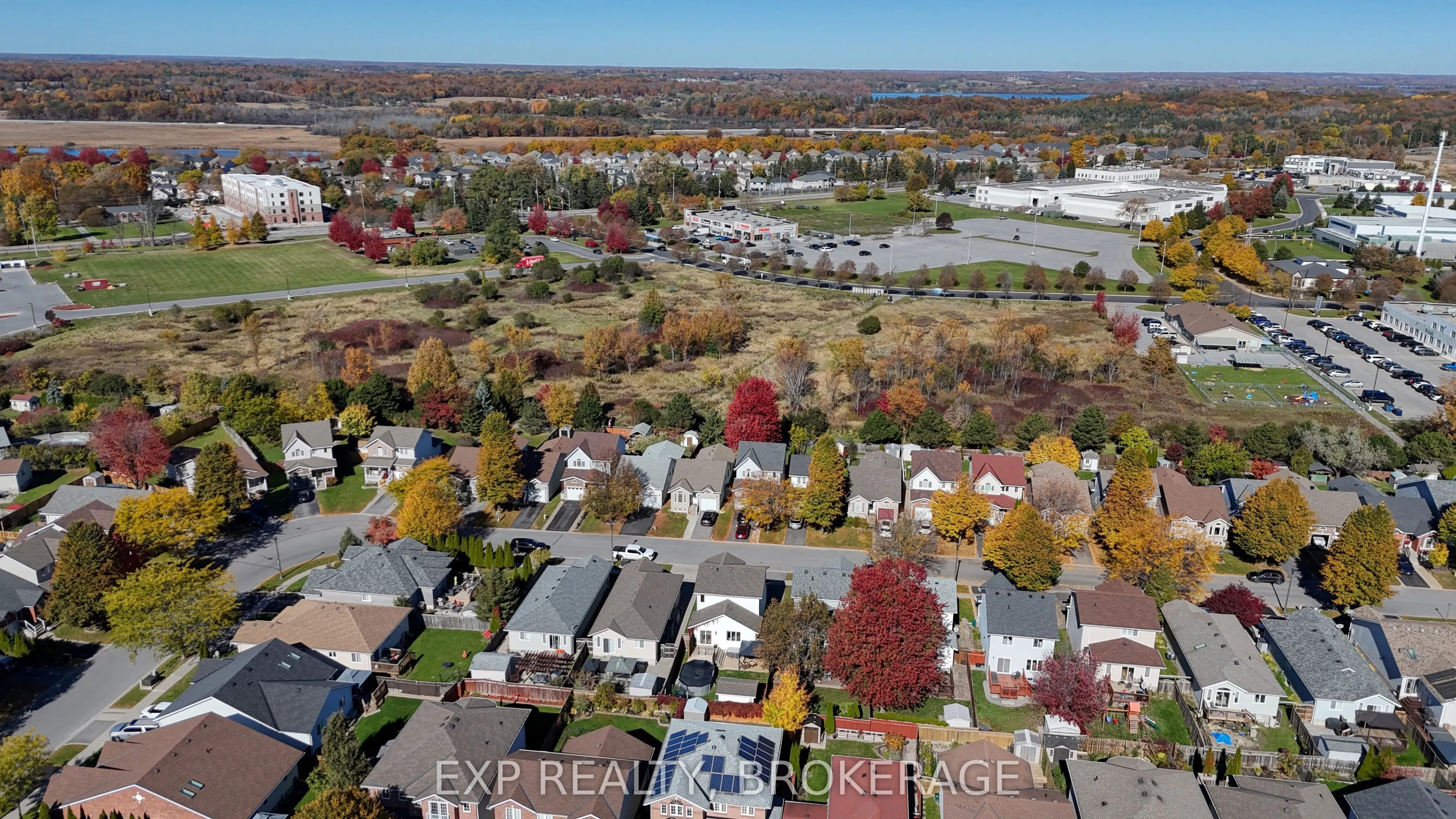 975 RAINBOW Crescent