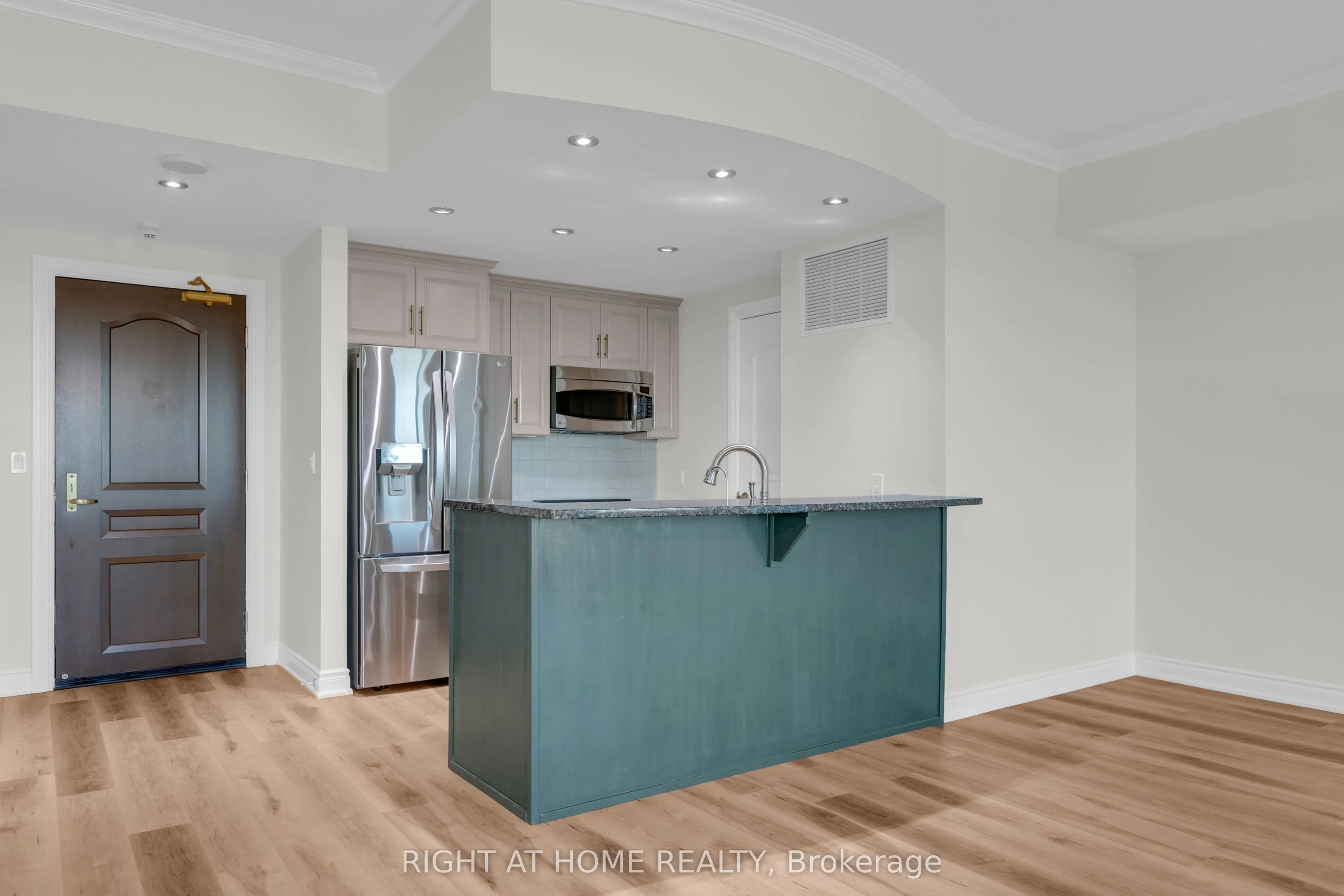 100 Inlet Private #1506