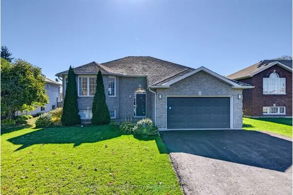 53 Lake Breeze Court