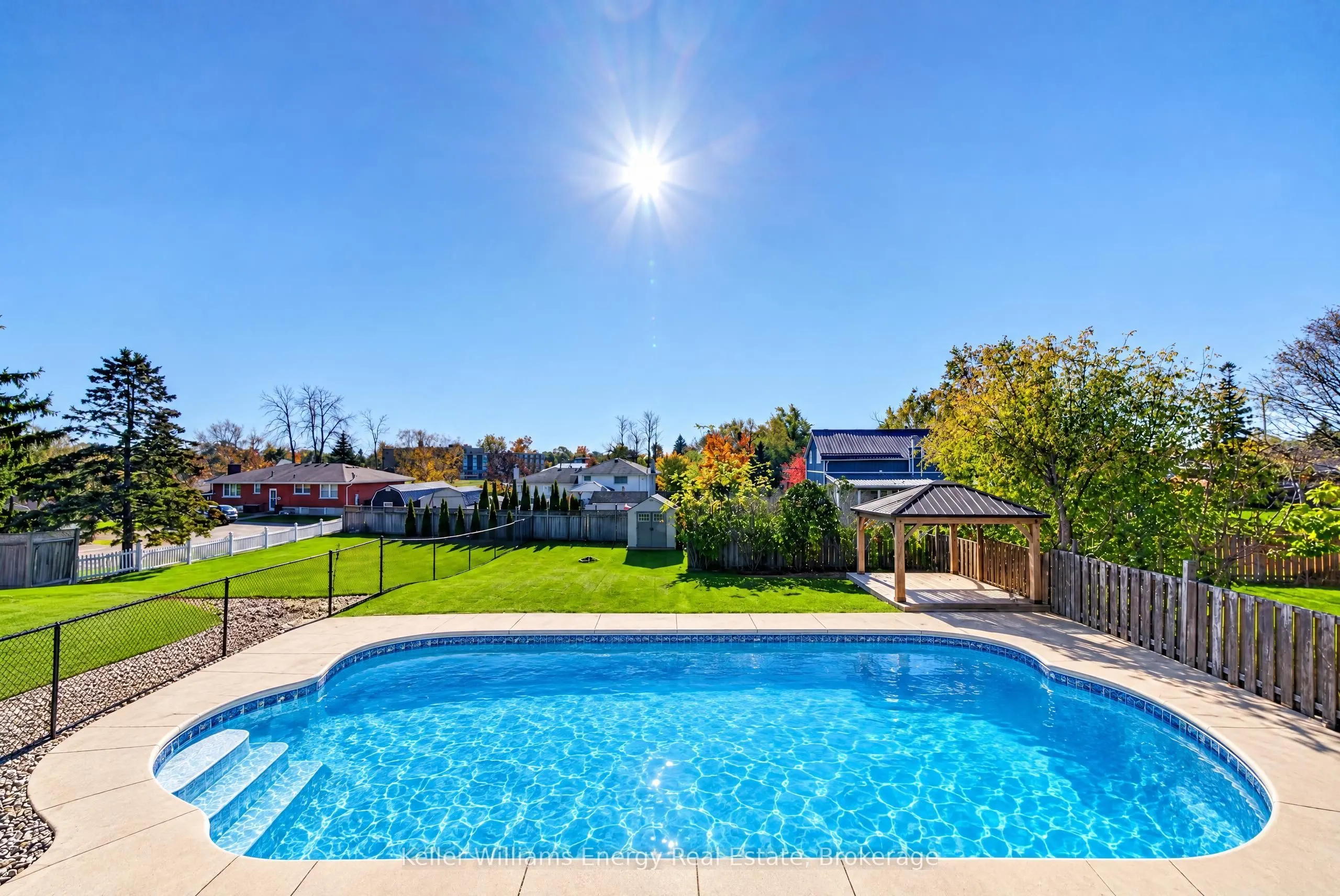 53 Lake Breeze Court