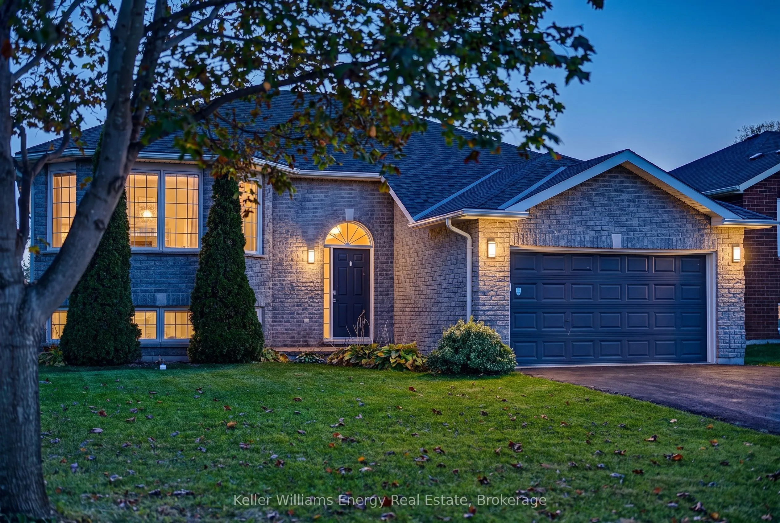 53 Lake Breeze Court