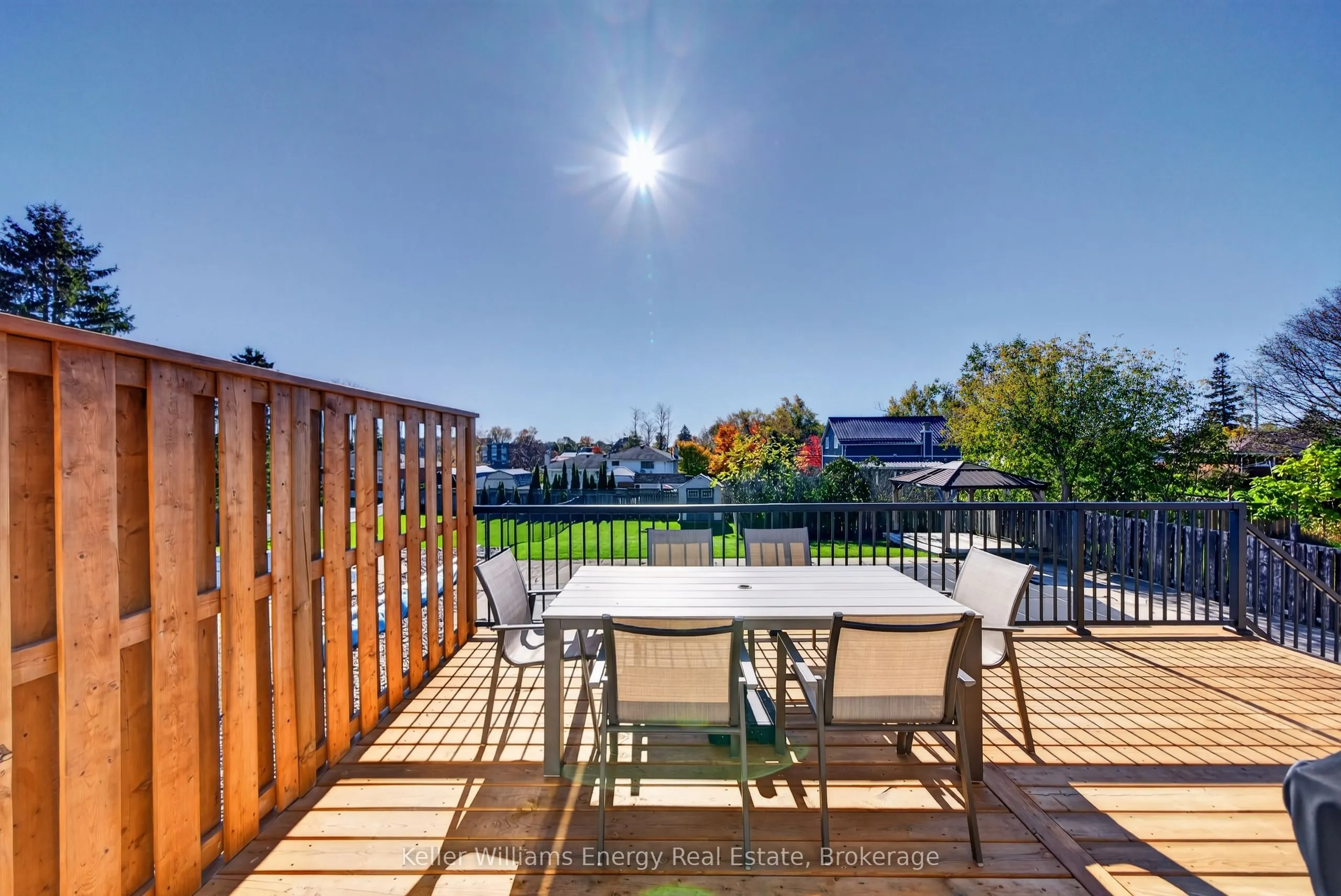 53 Lake Breeze Court