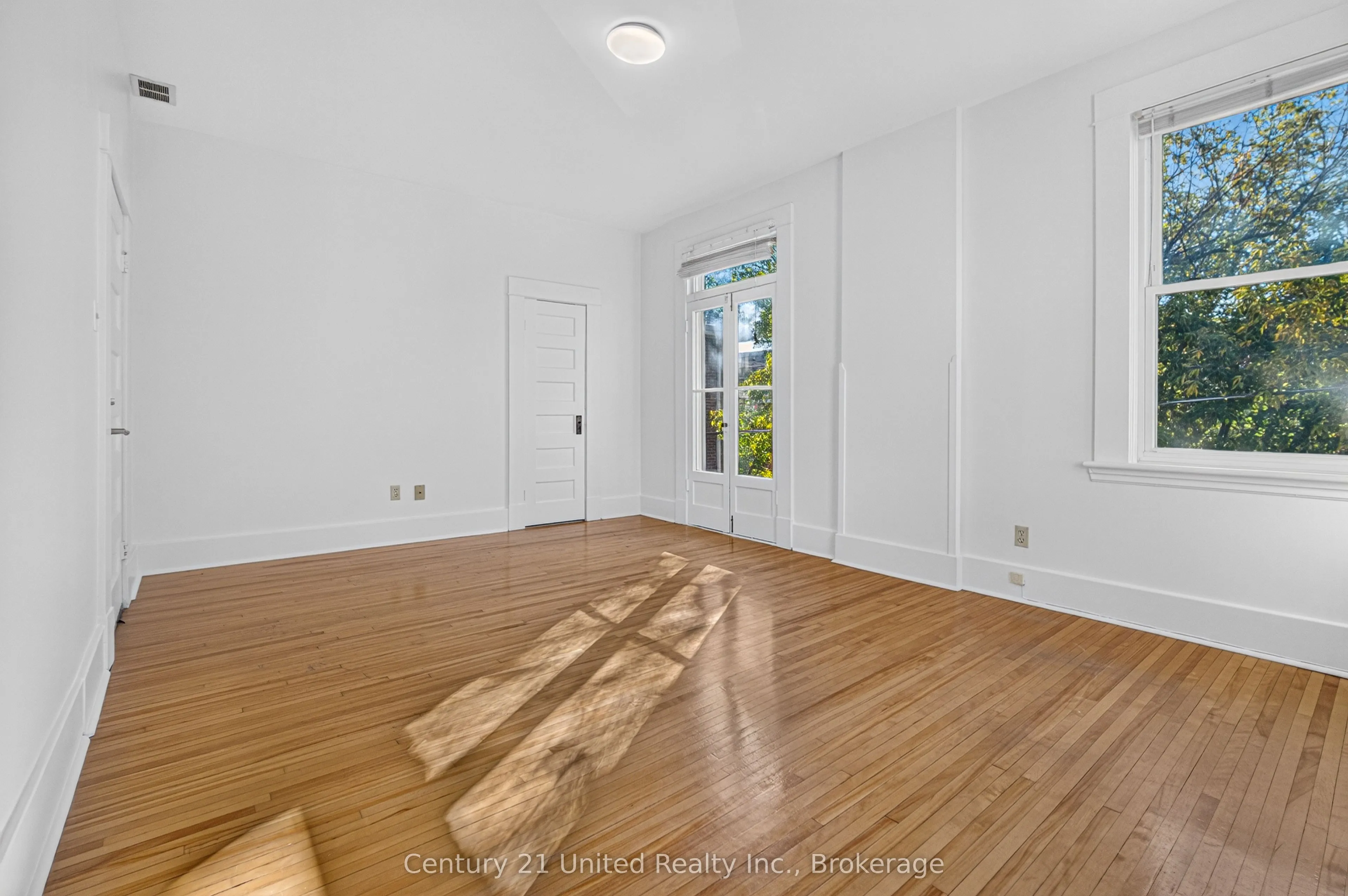 318 Stewart Street