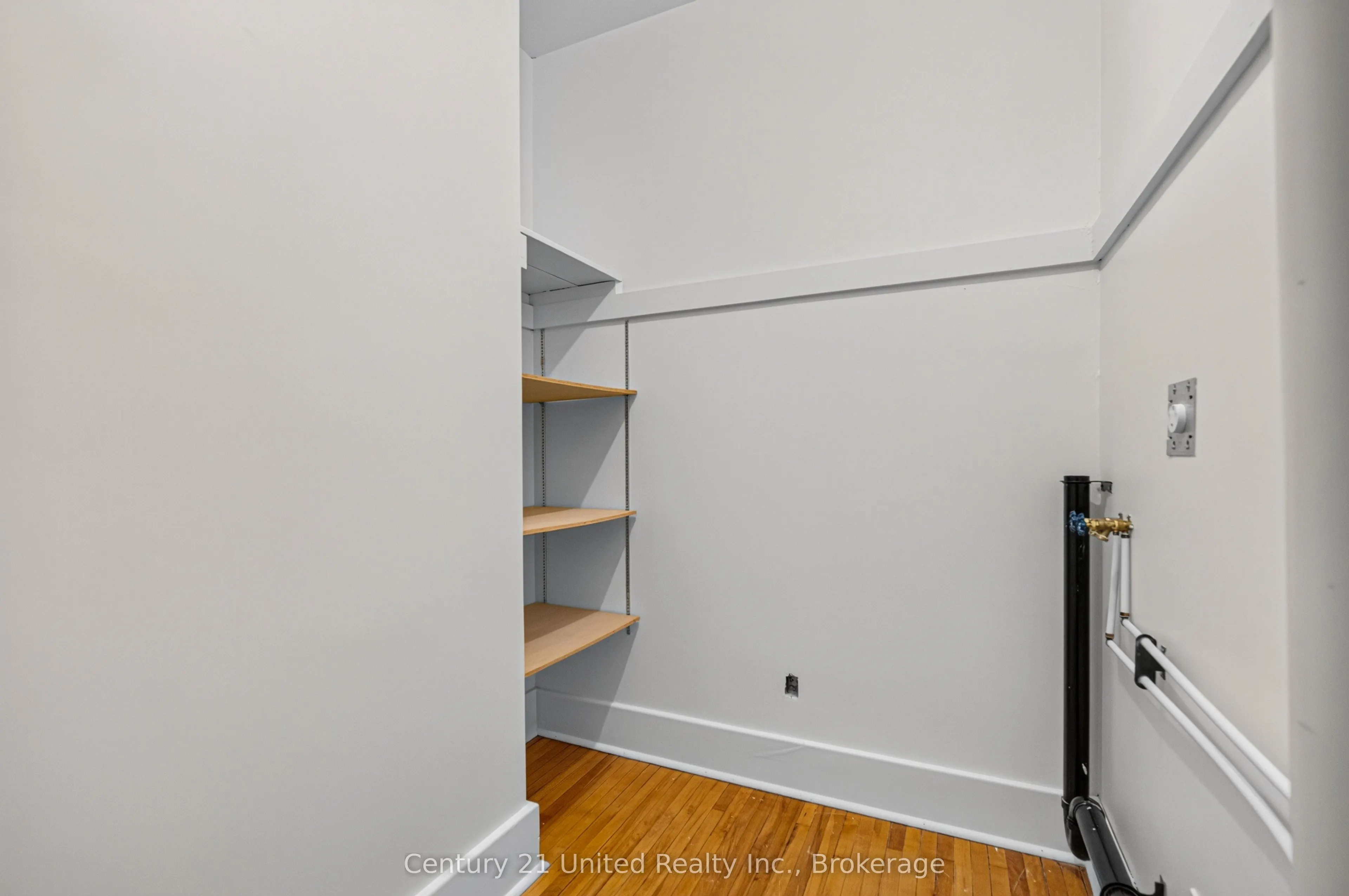 318 Stewart Street