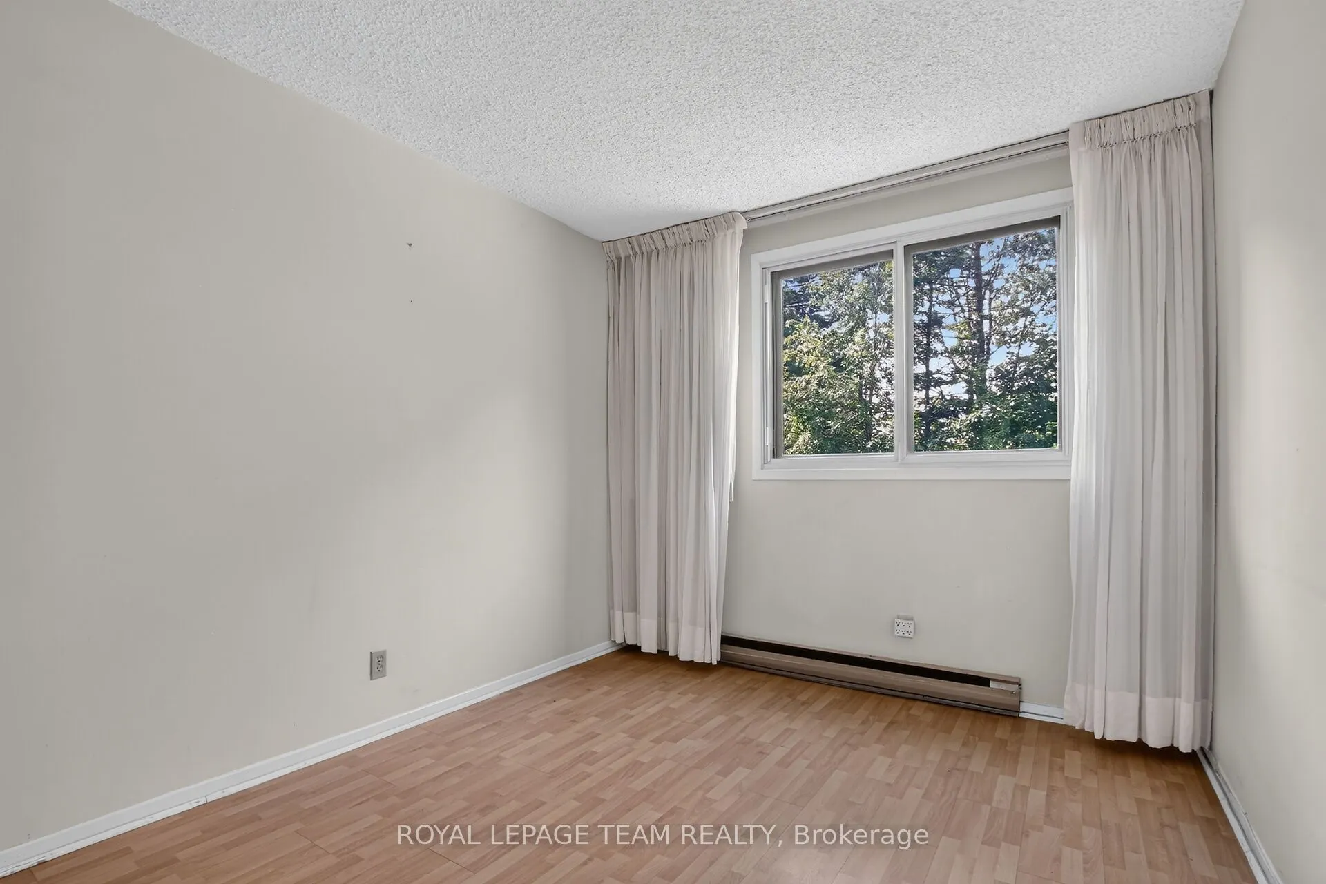 1195 Richmond Road #202
