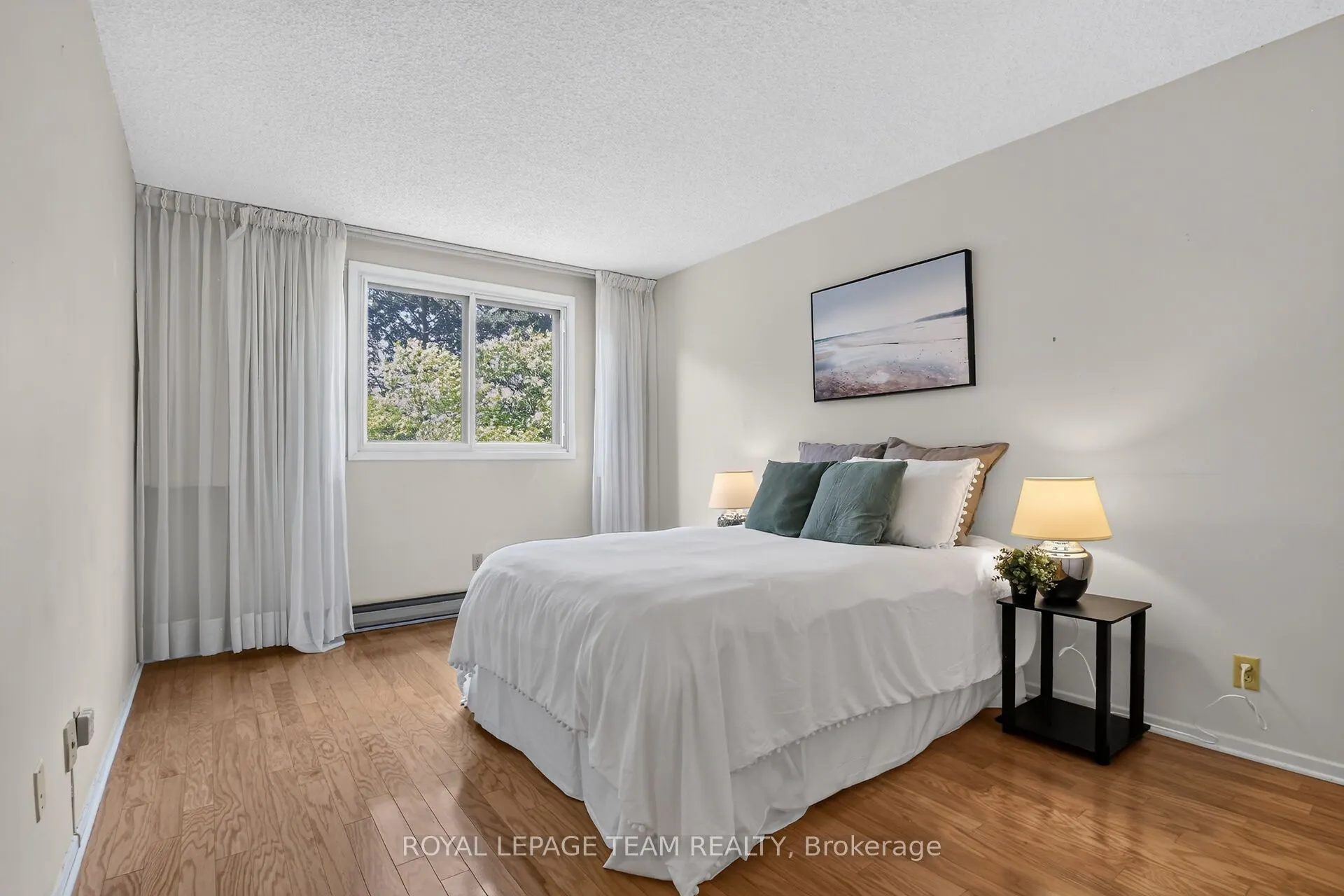 1195 Richmond Road #202