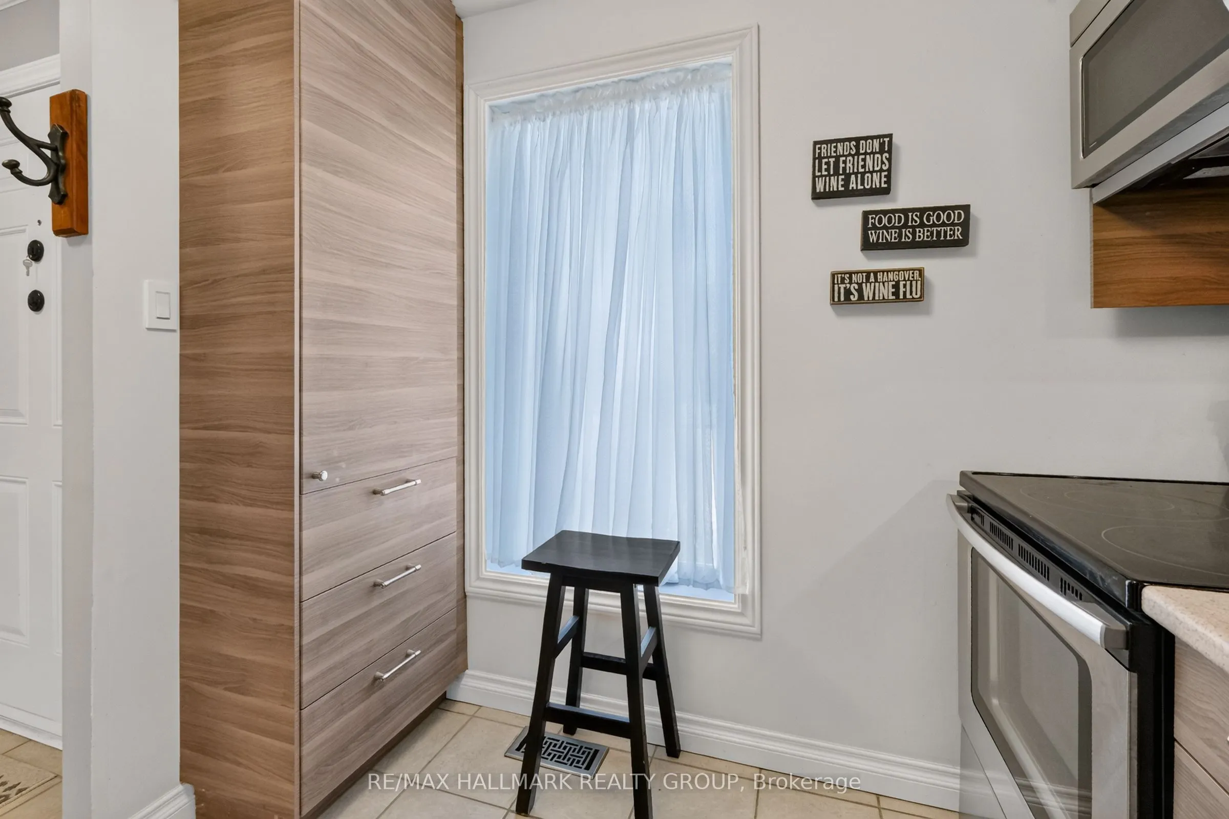 953 Cookshire Crescent #38
