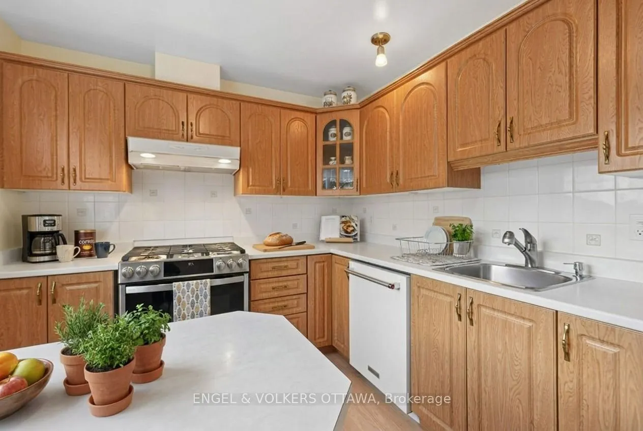 1280 Cahill Drive #18