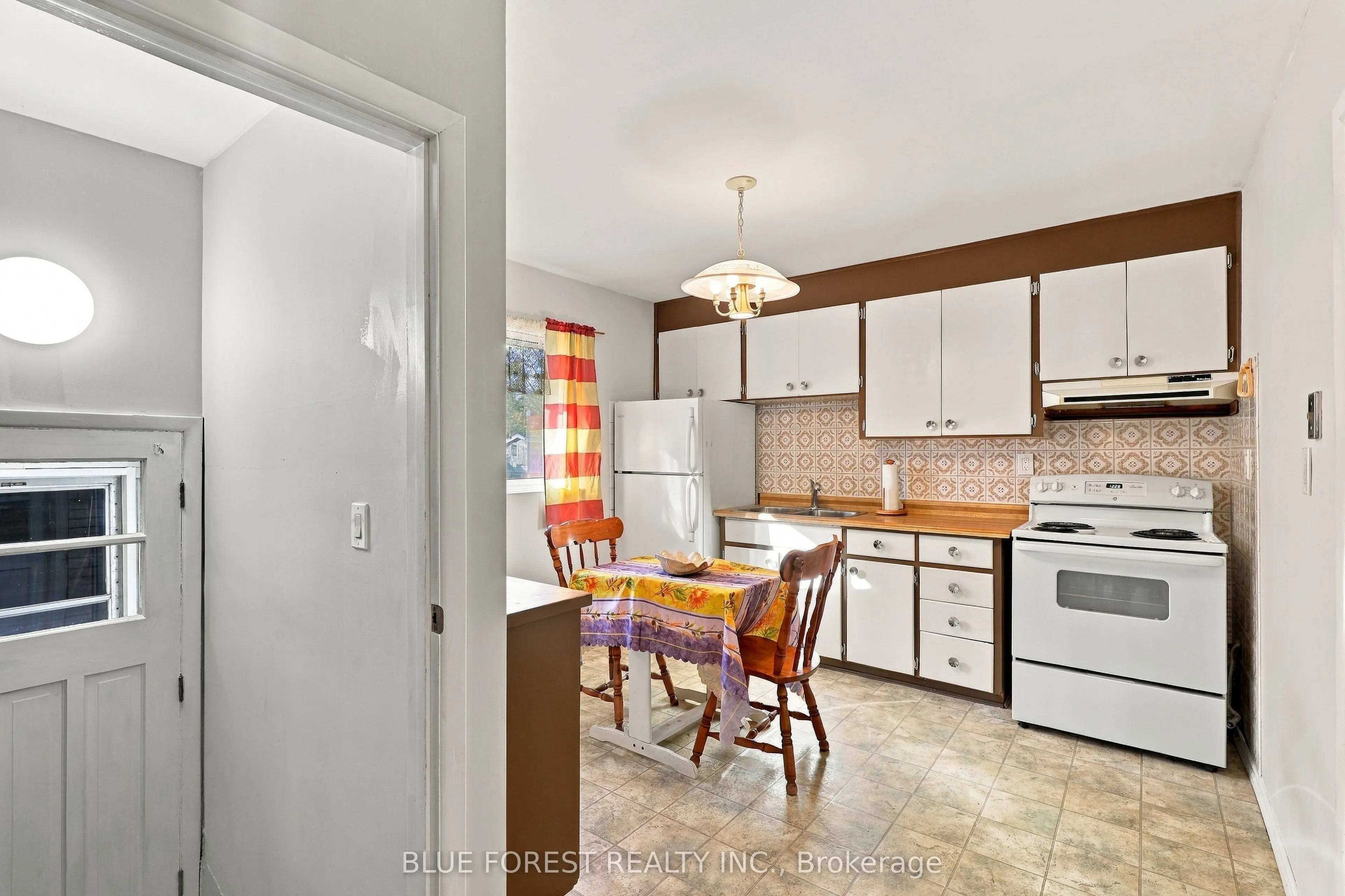 105 Chesterfield Avenue