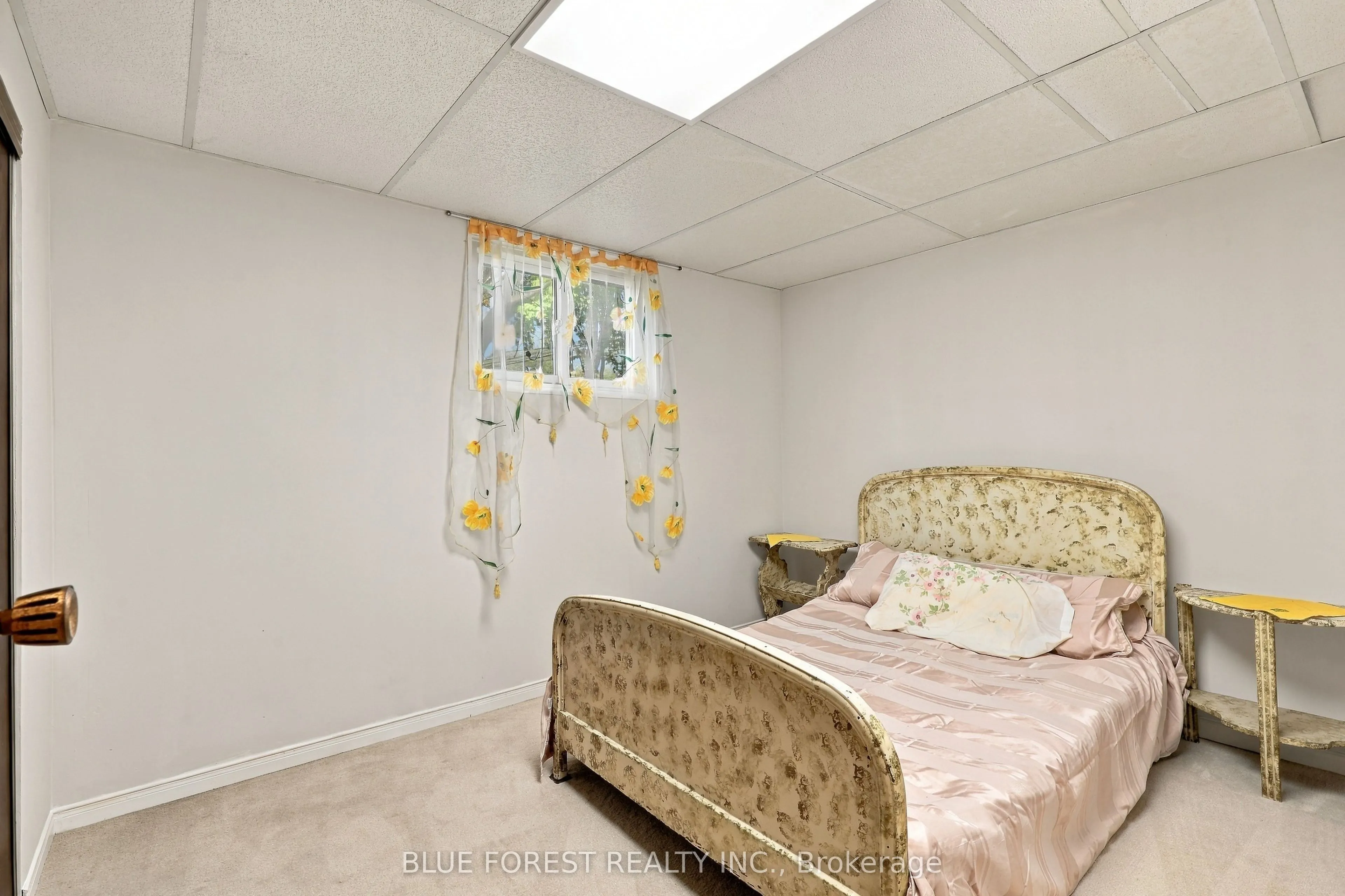105 Chesterfield Avenue