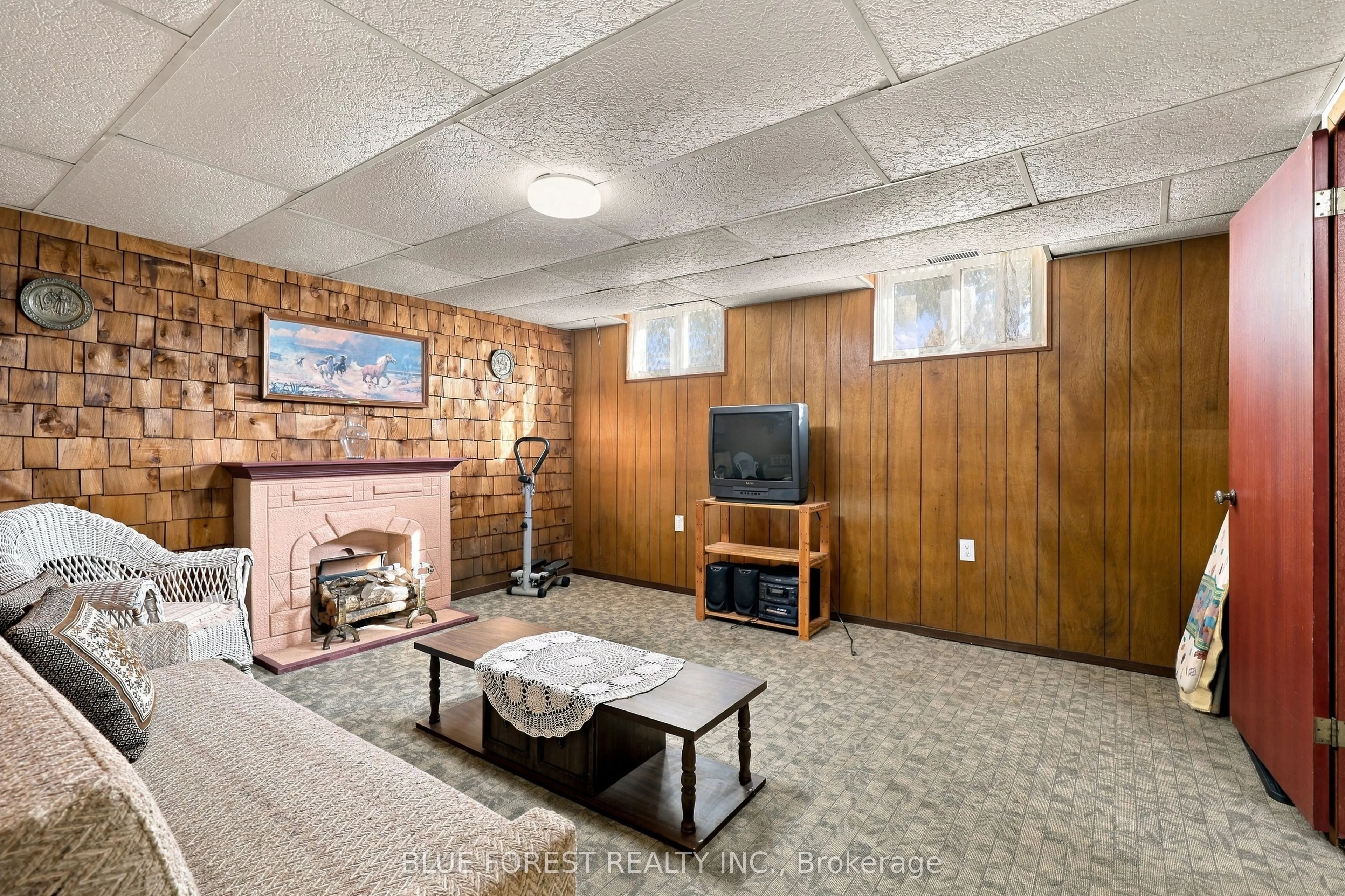 105 Chesterfield Avenue