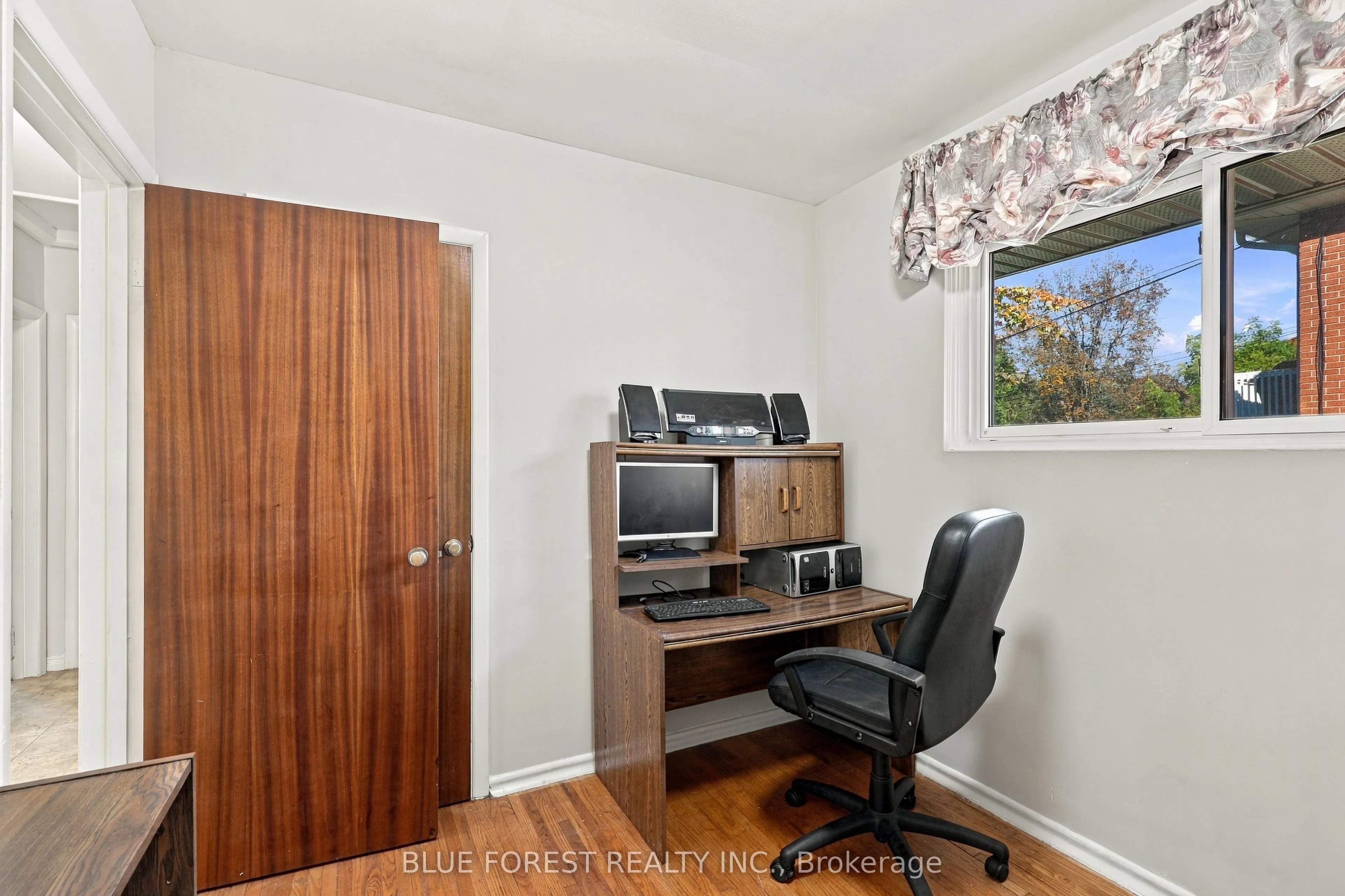 105 Chesterfield Avenue