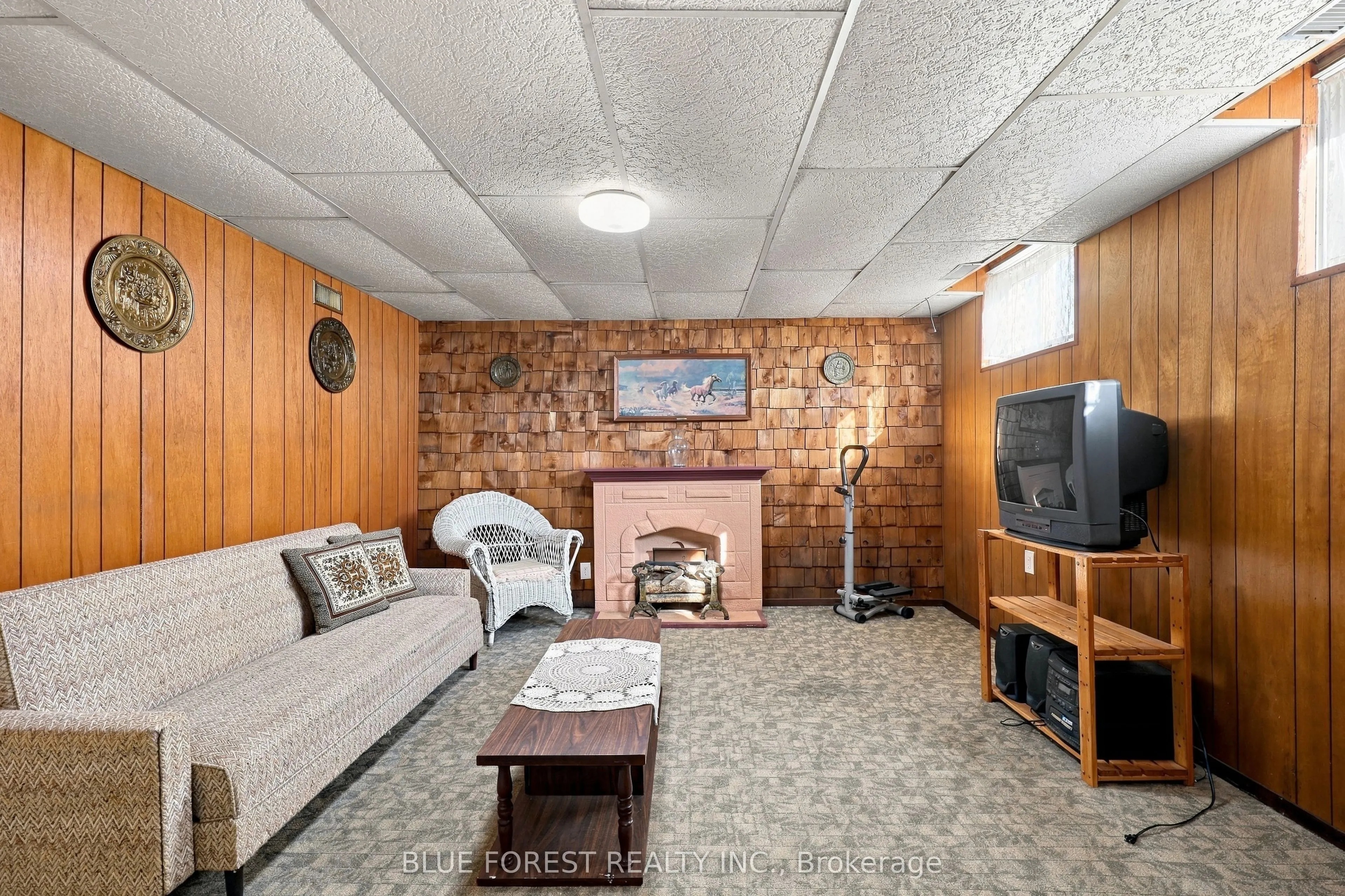 105 Chesterfield Avenue