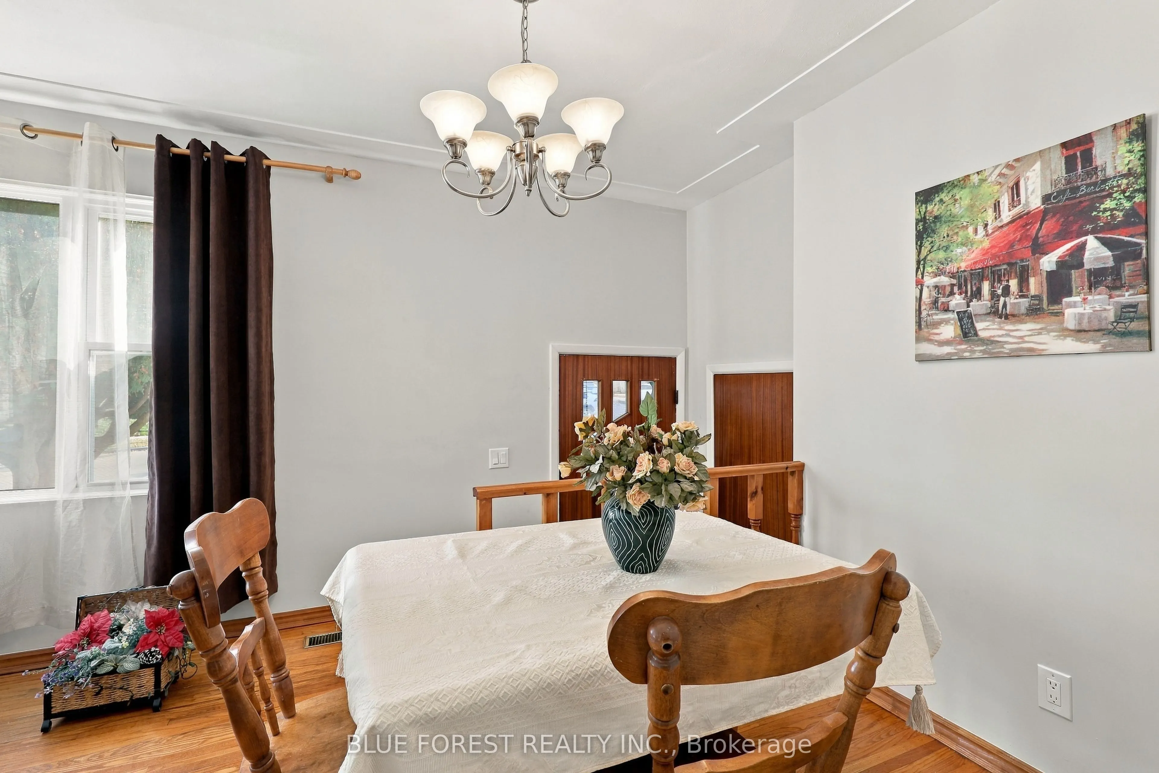 105 Chesterfield Avenue