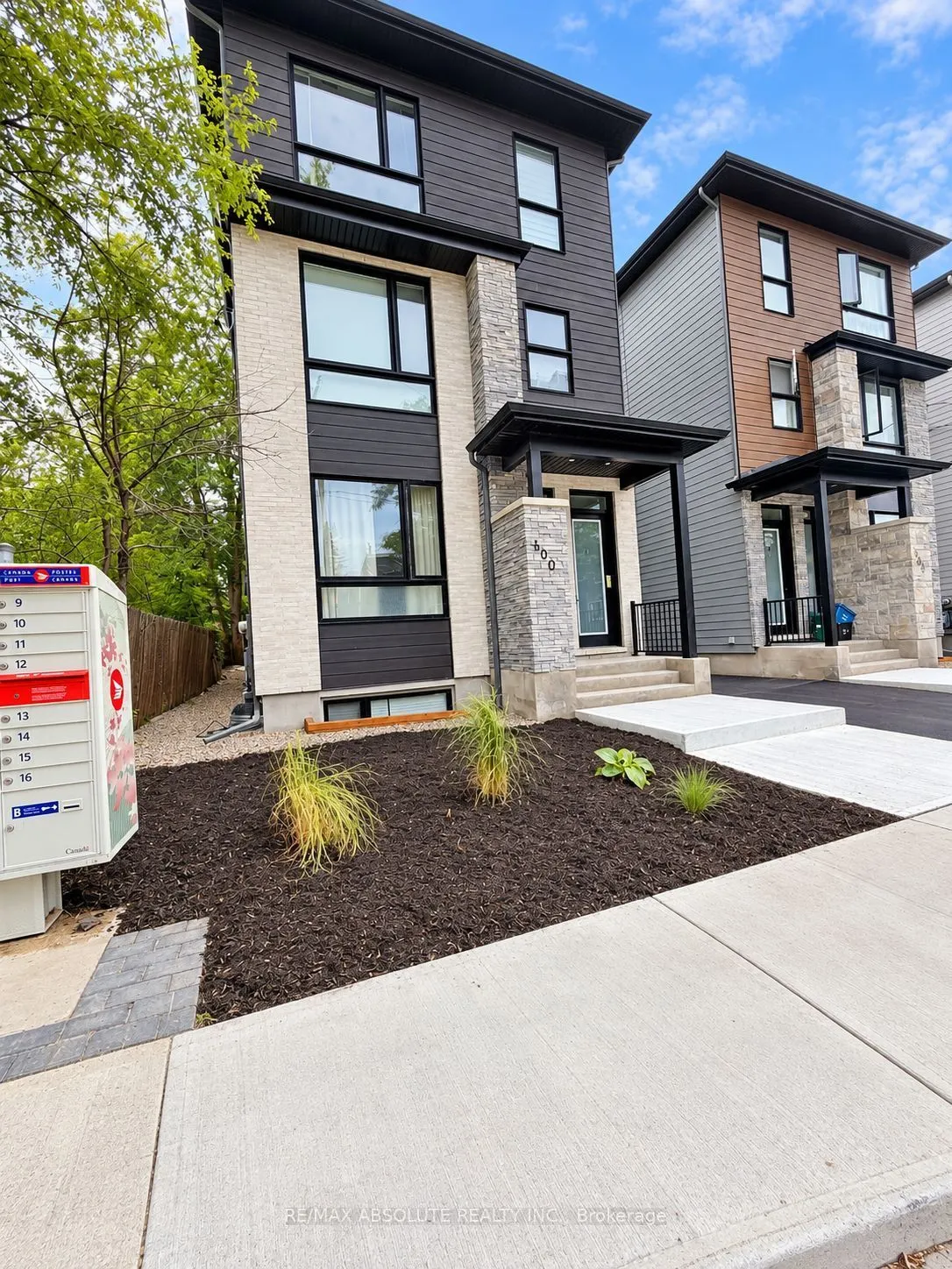 300 Elmgrove Avenue #3