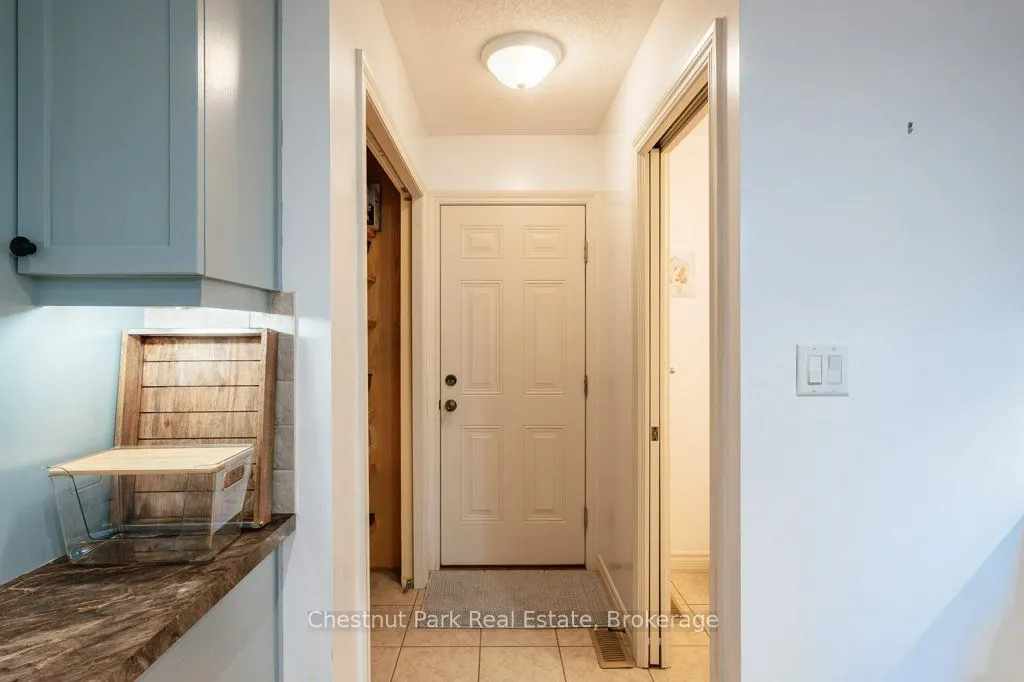 728 Elgin Street