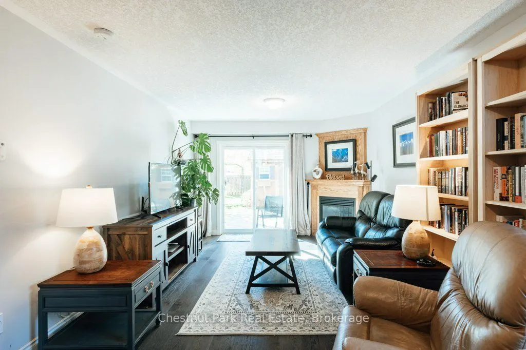 728 Elgin Street
