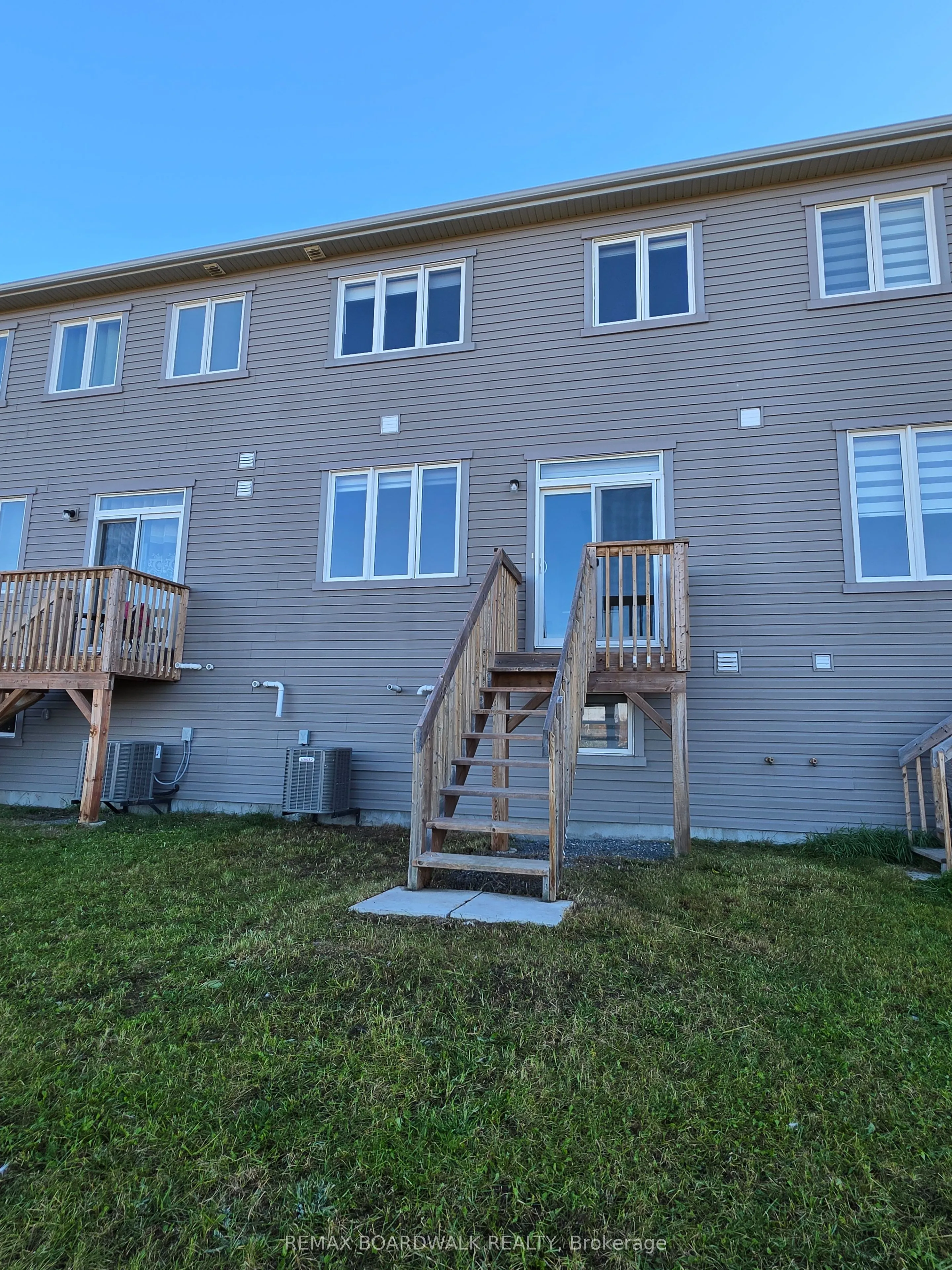 128 Main Halyard Lane