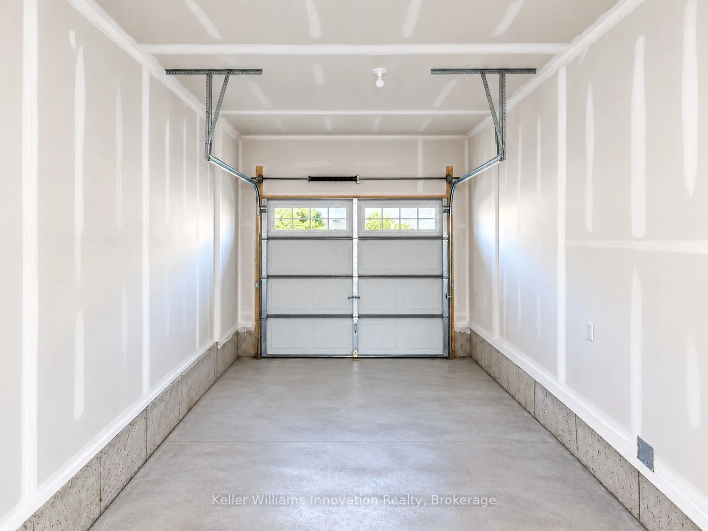 27 Monteith Drive