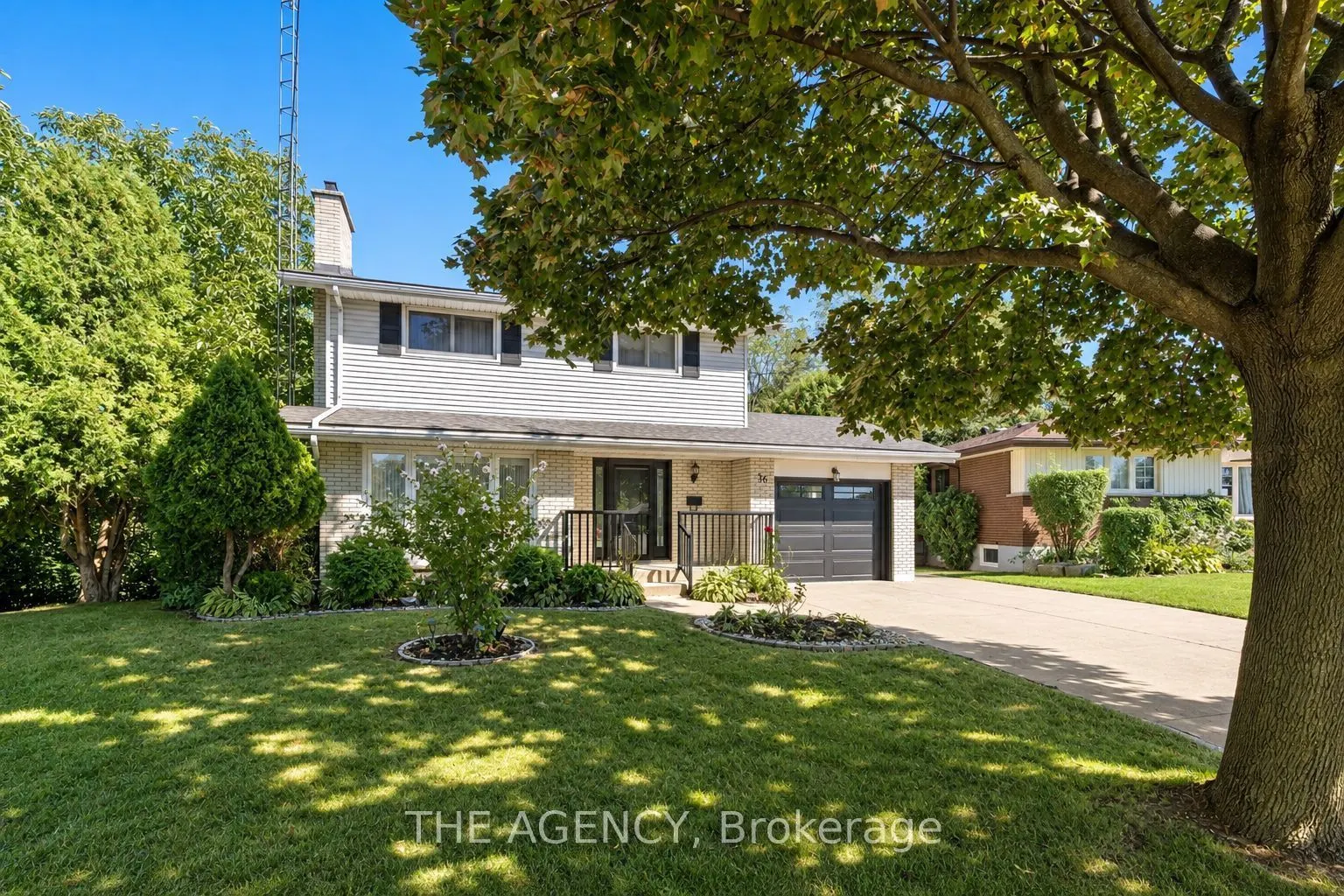 36 Buckingham Drive