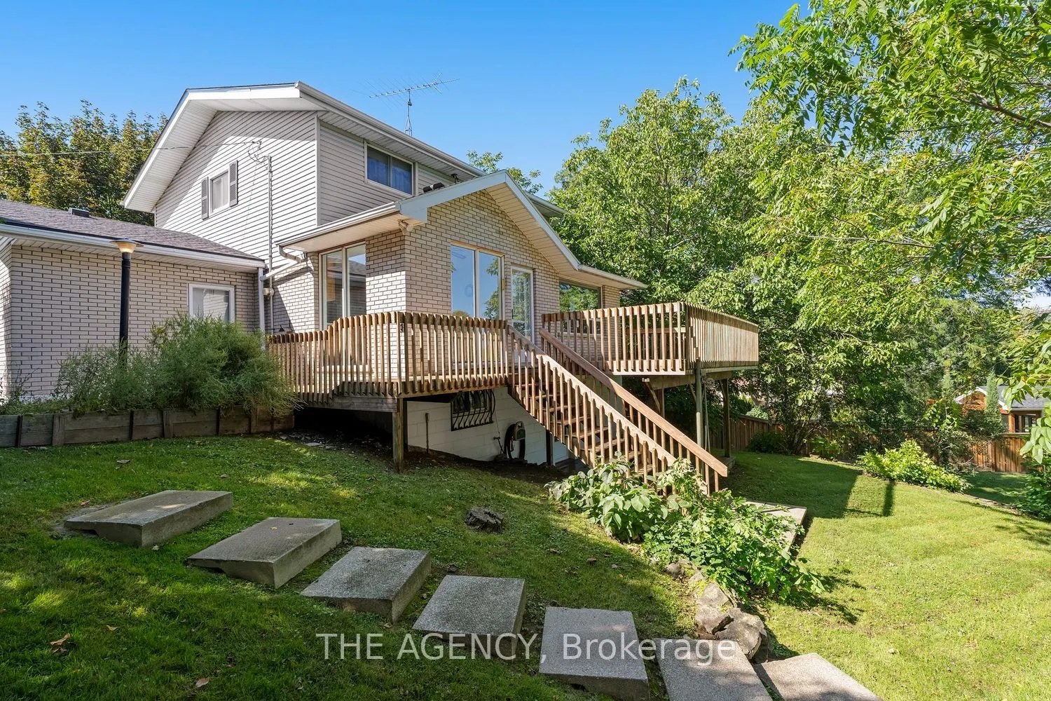 36 Buckingham Drive