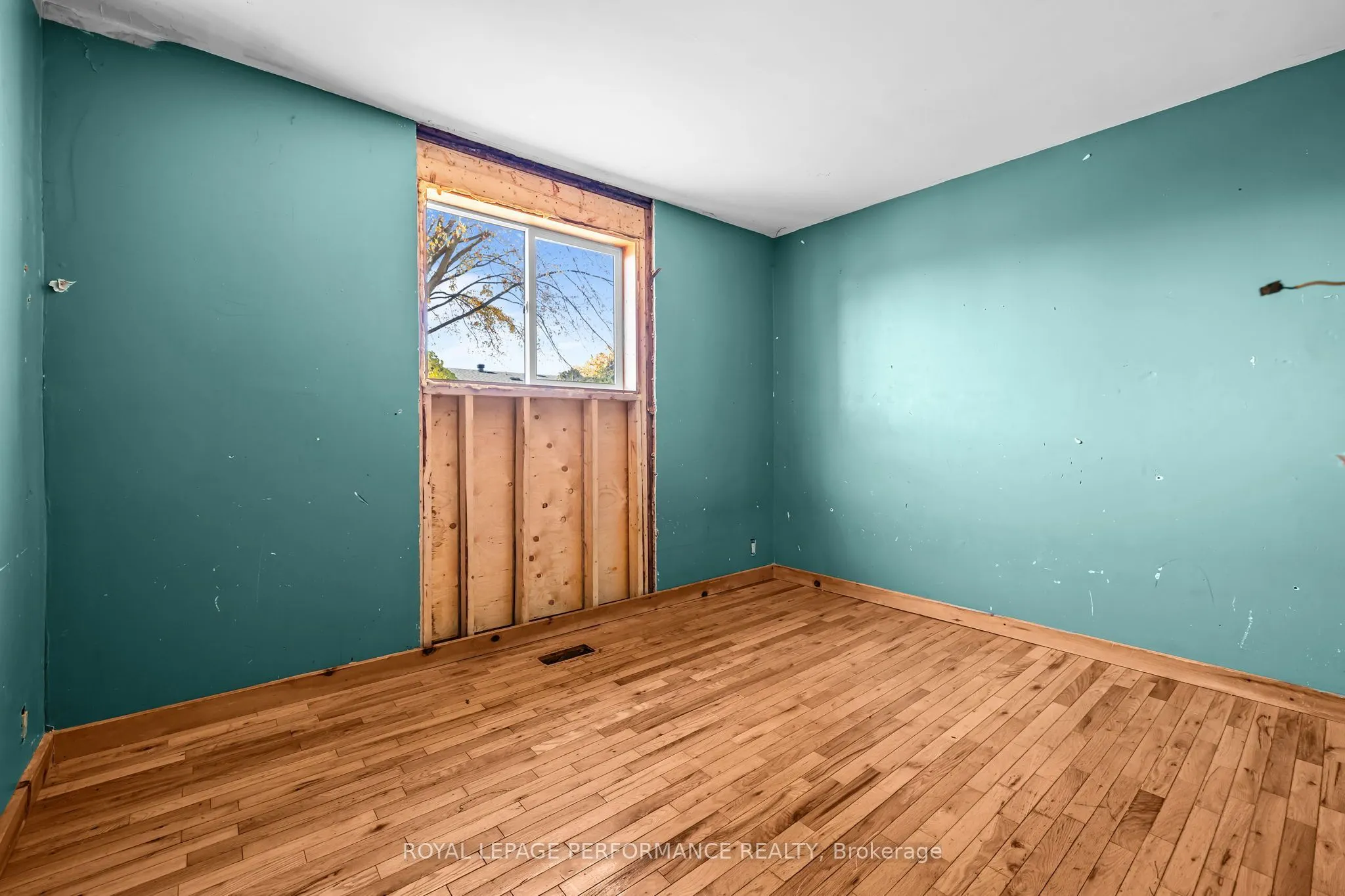 3320 Duval Avenue