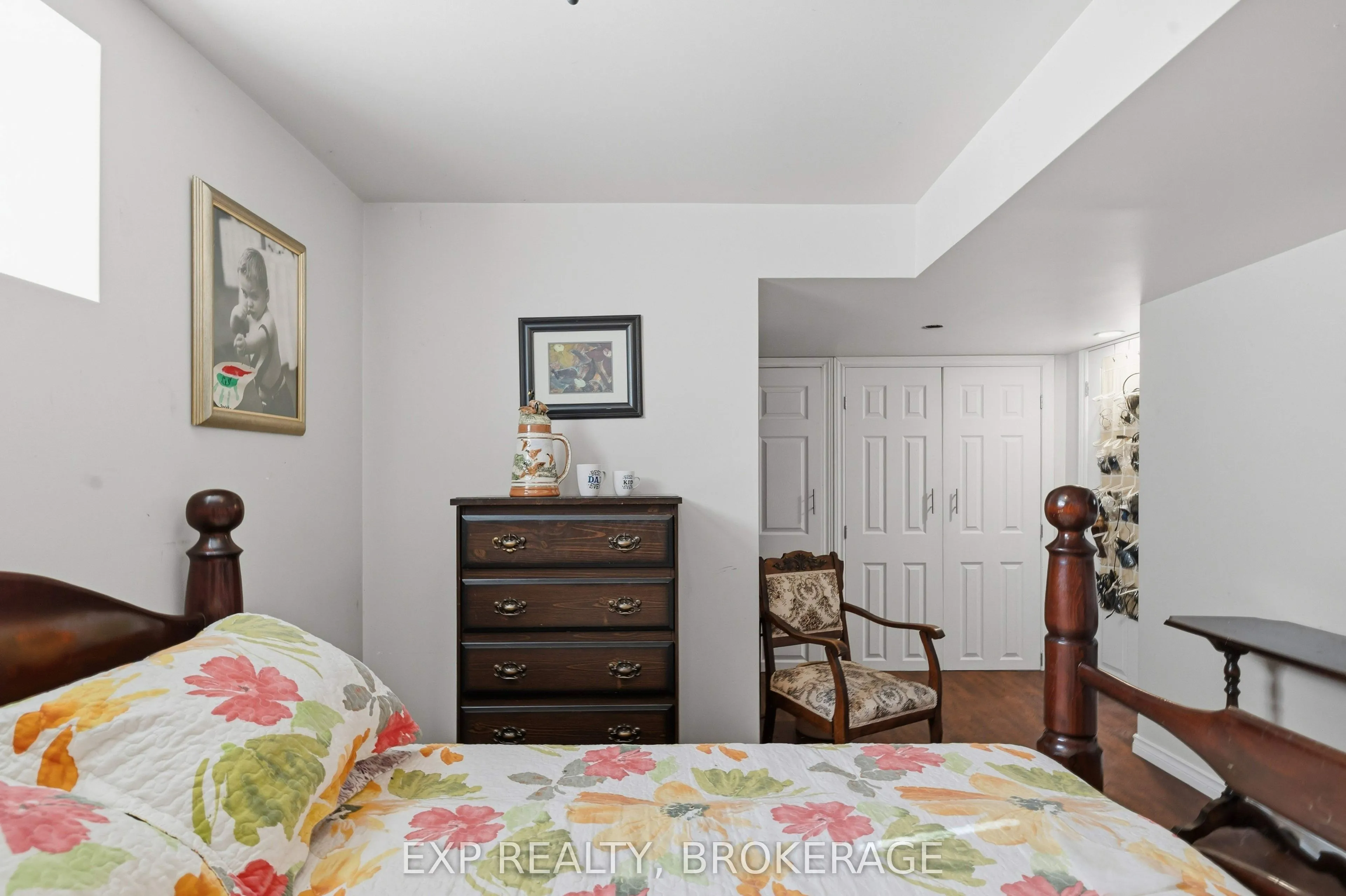 121 Butler Street E