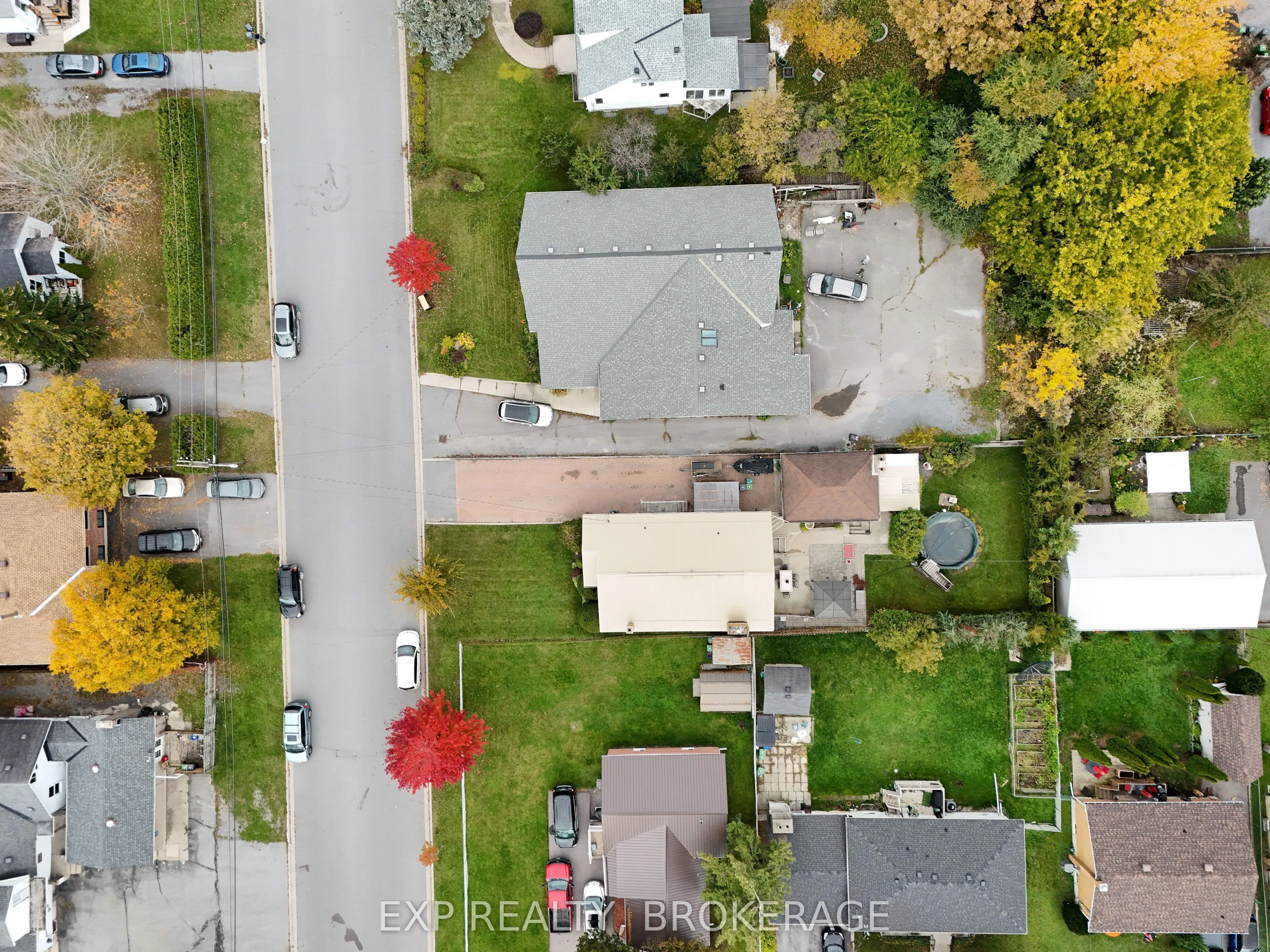 121 Butler Street E