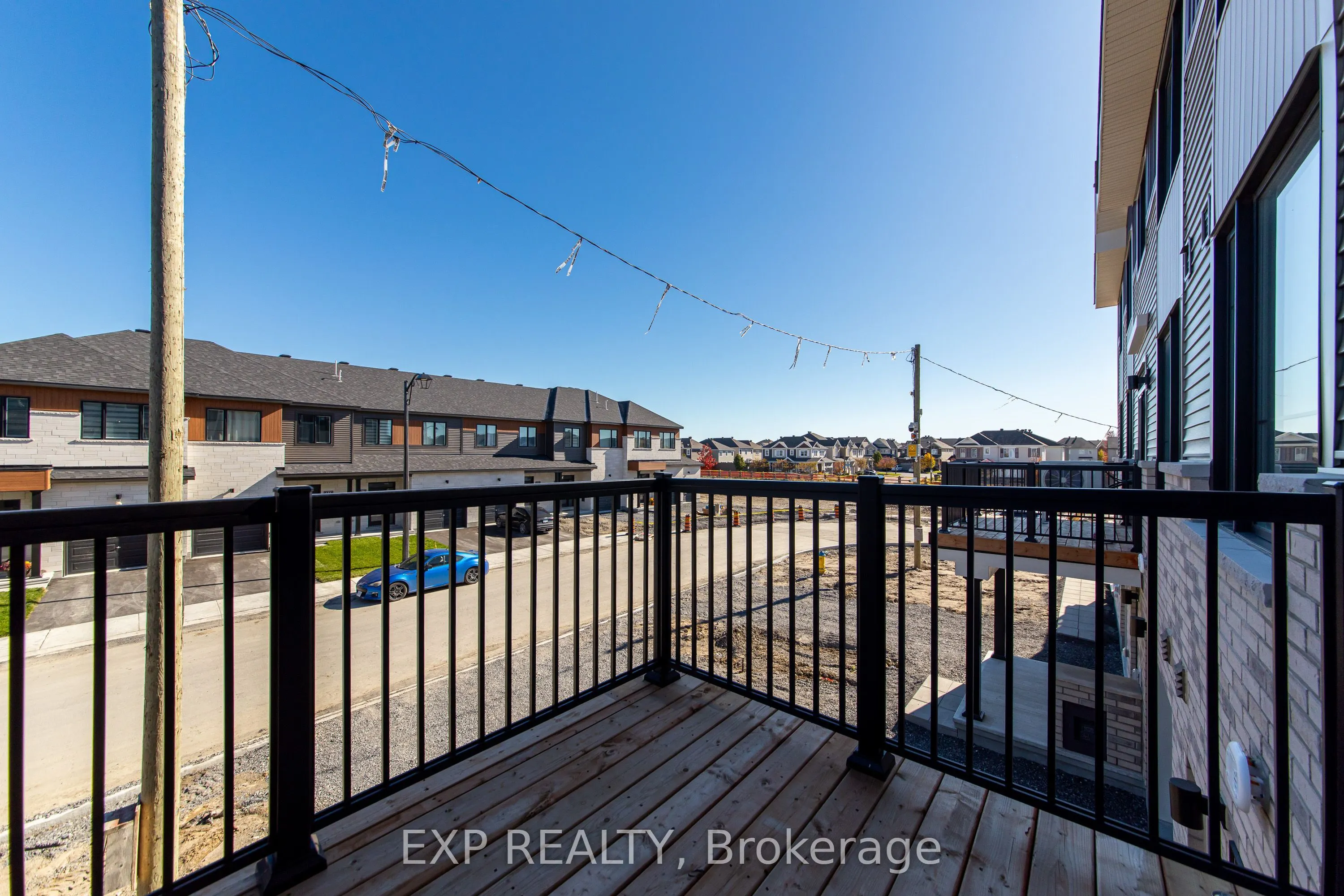 659 Moonglade Crescent