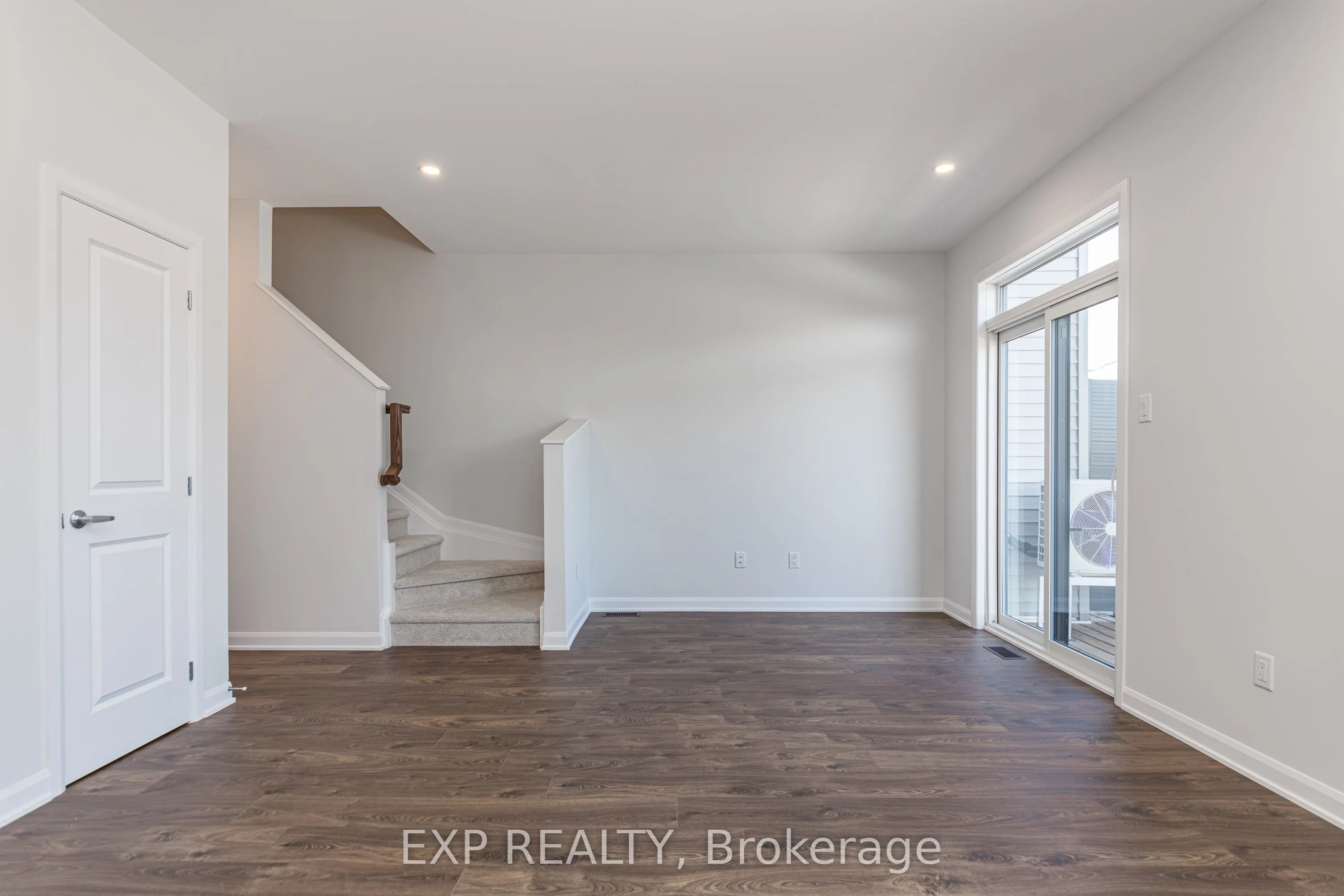 659 Moonglade Crescent
