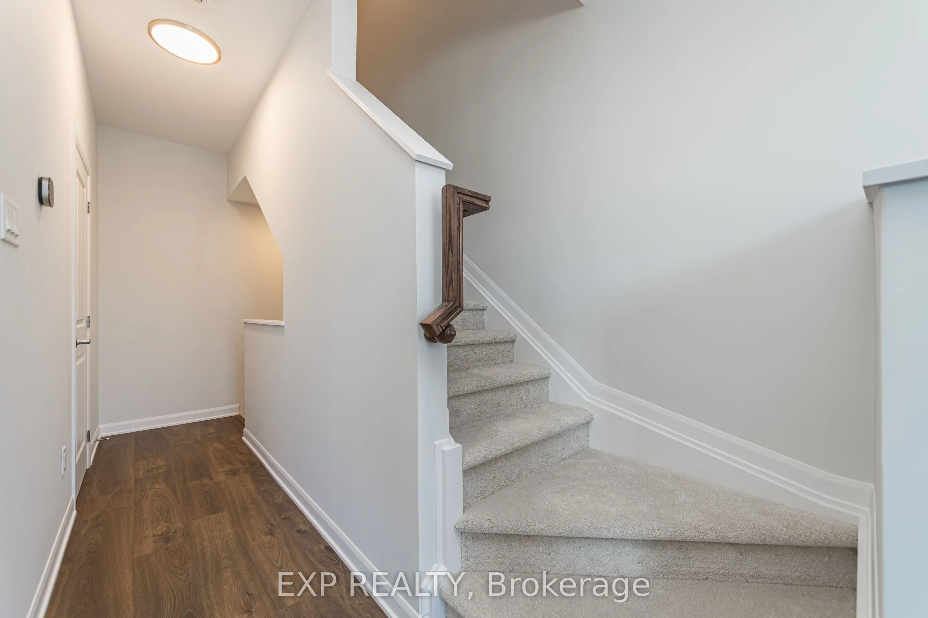 659 Moonglade Crescent