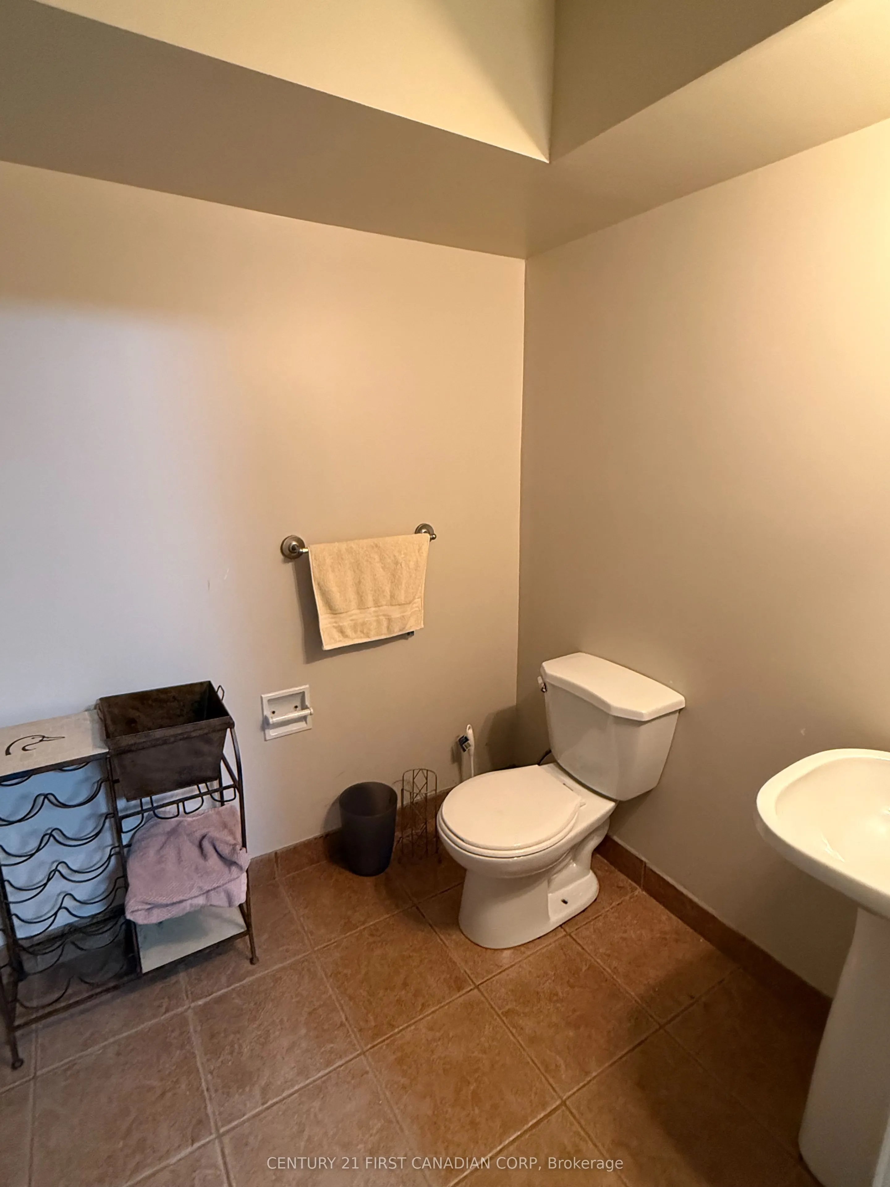 75 Rossmore Court