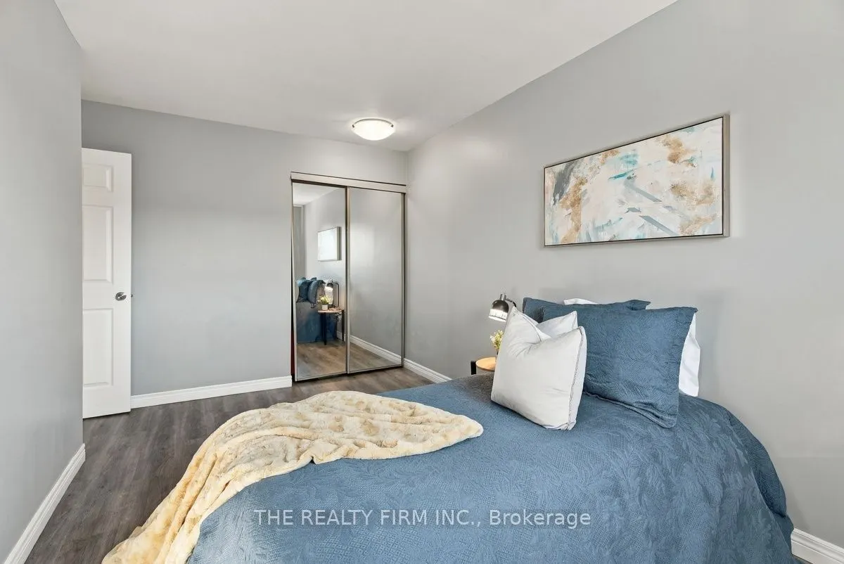 628 Wharncliffe Road S #9