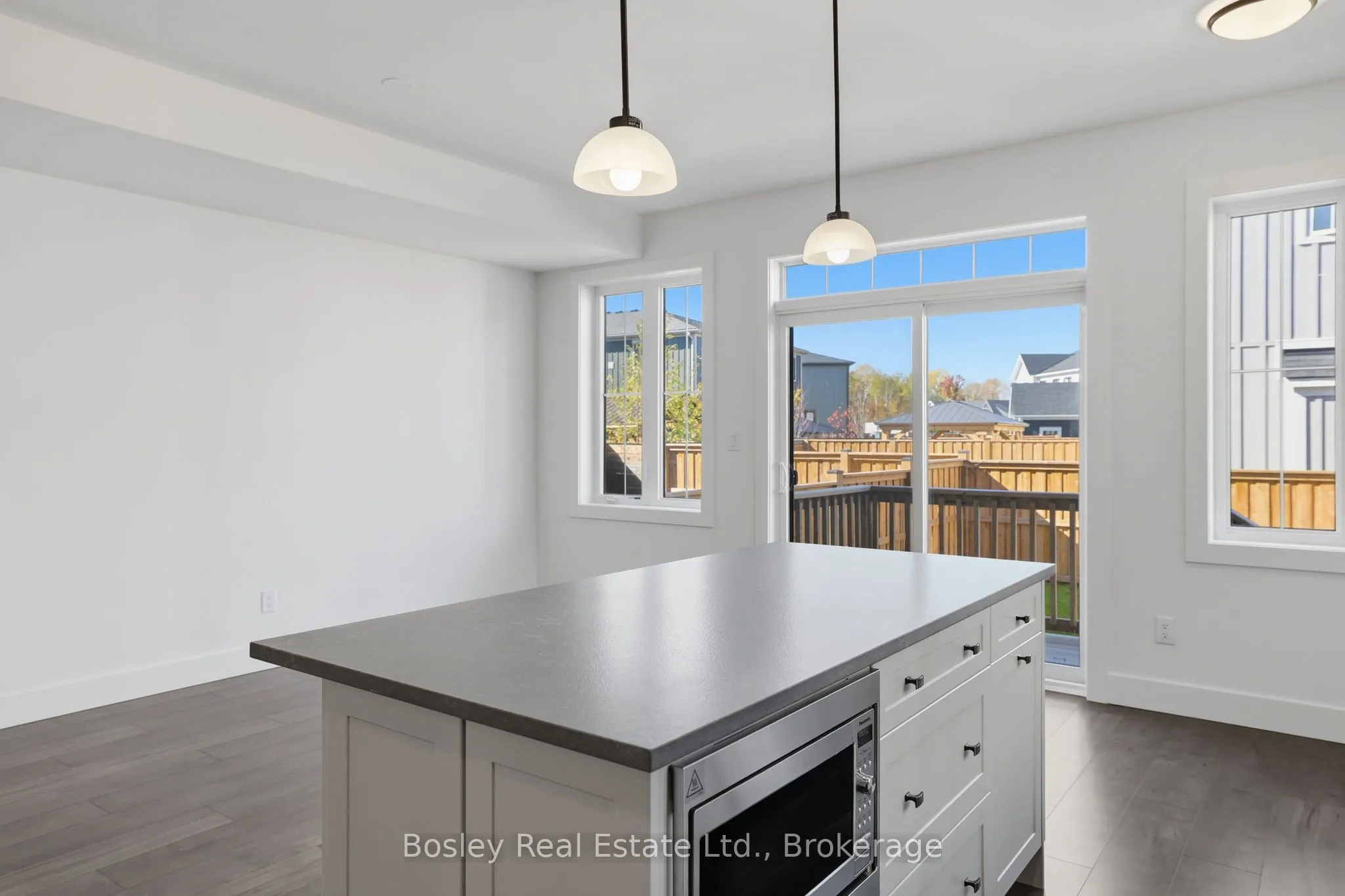 134 White Oak Crescent