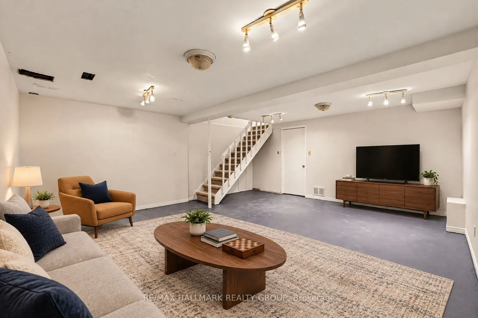 277 Pickford Drive #25