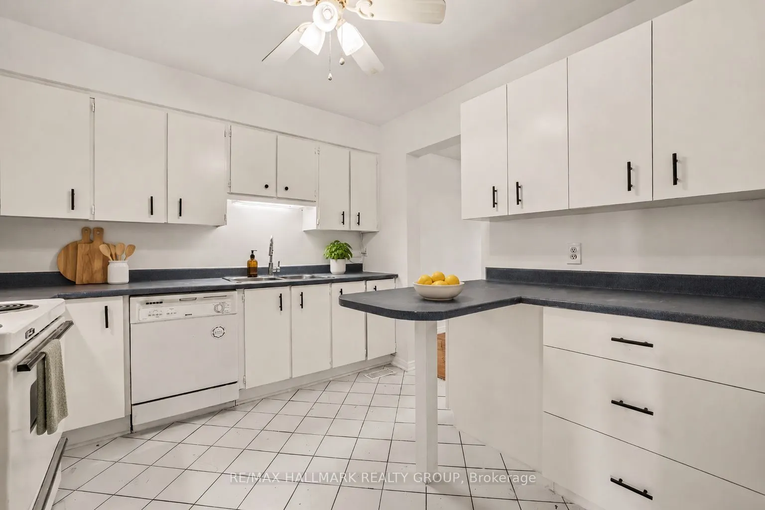 277 Pickford Drive #25