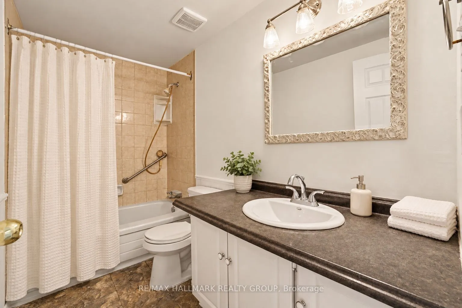 277 Pickford Drive #25