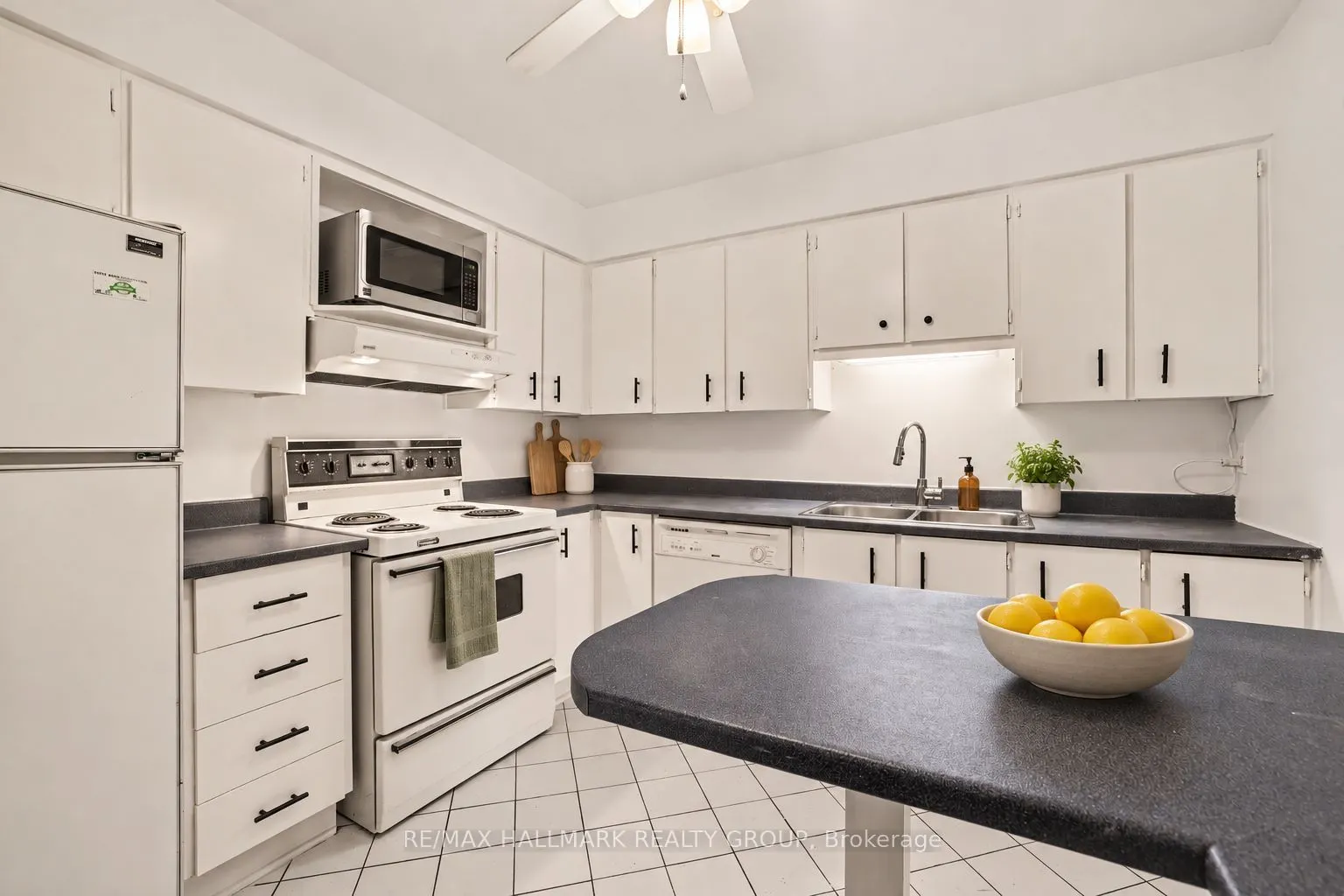 277 Pickford Drive #25