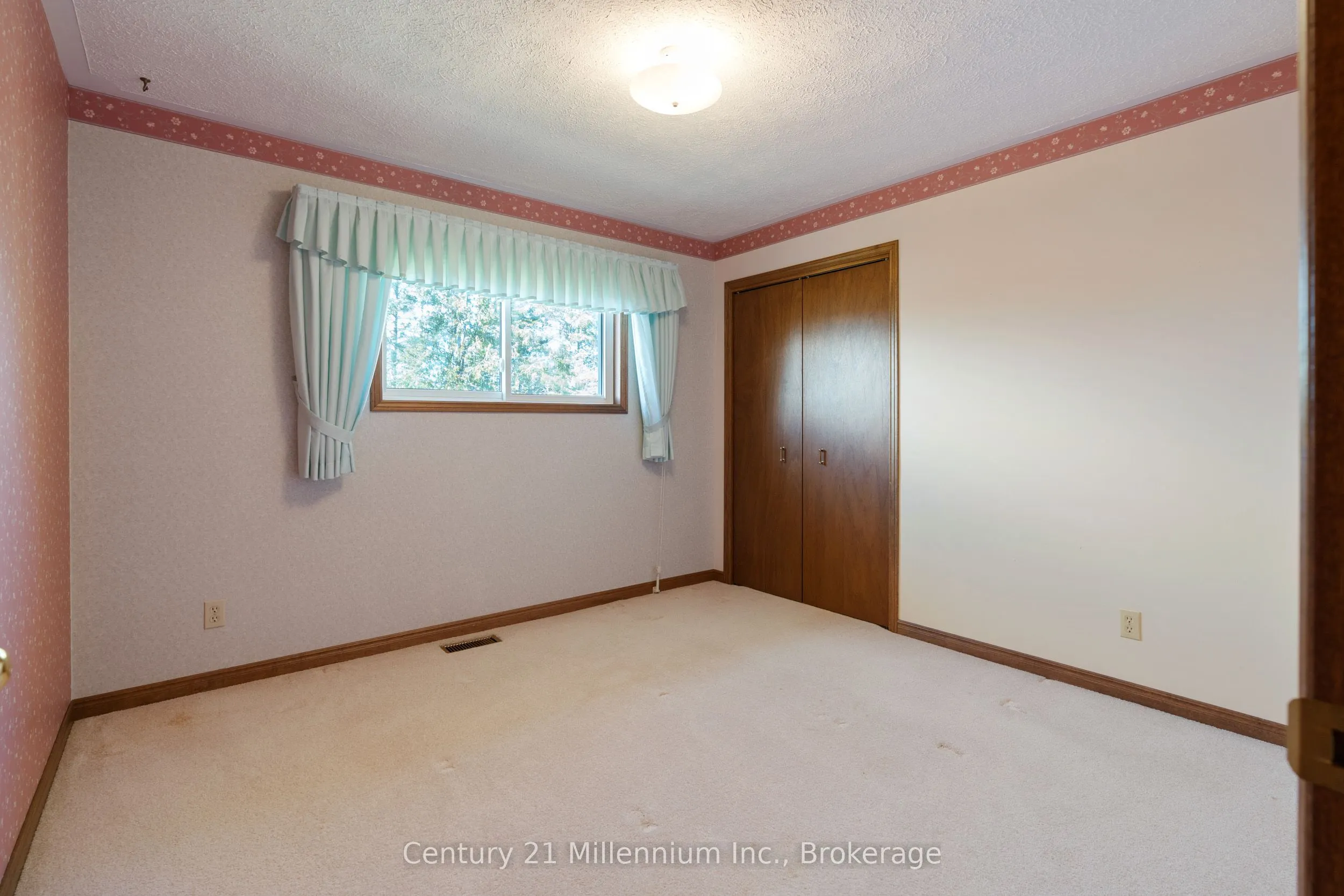 350096 Bayshore Road