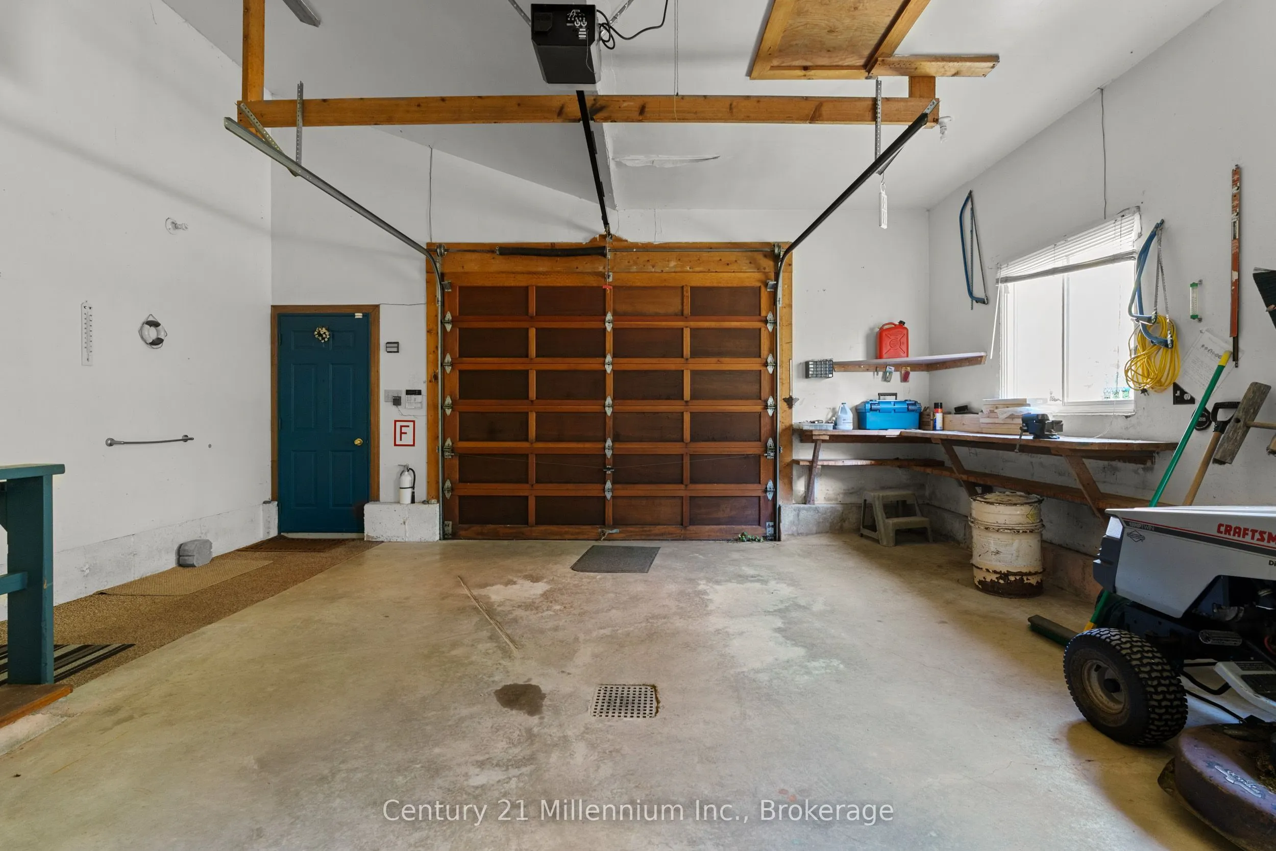 350096 Bayshore Road