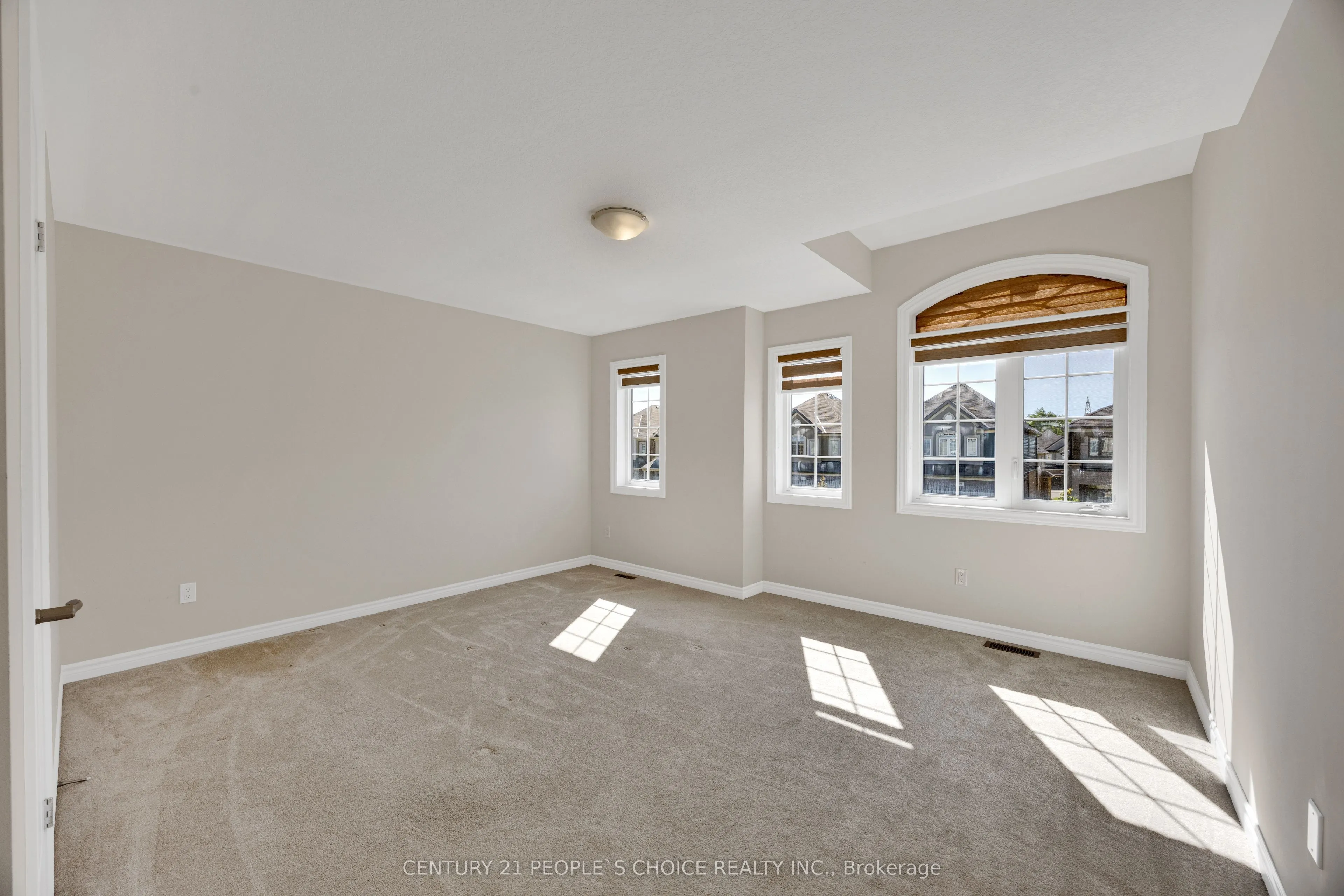 16 Flagg Avenue