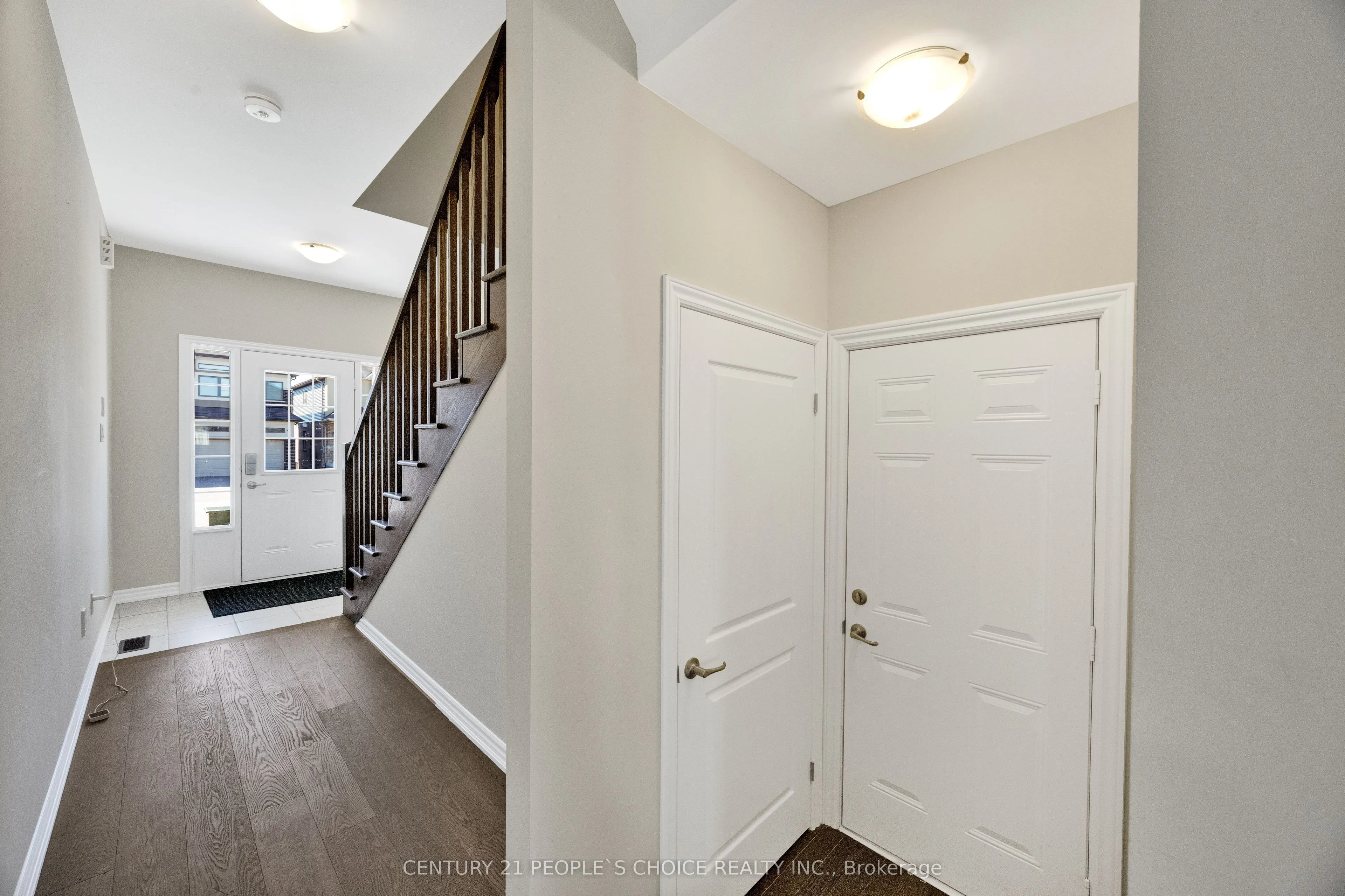 16 Flagg Avenue