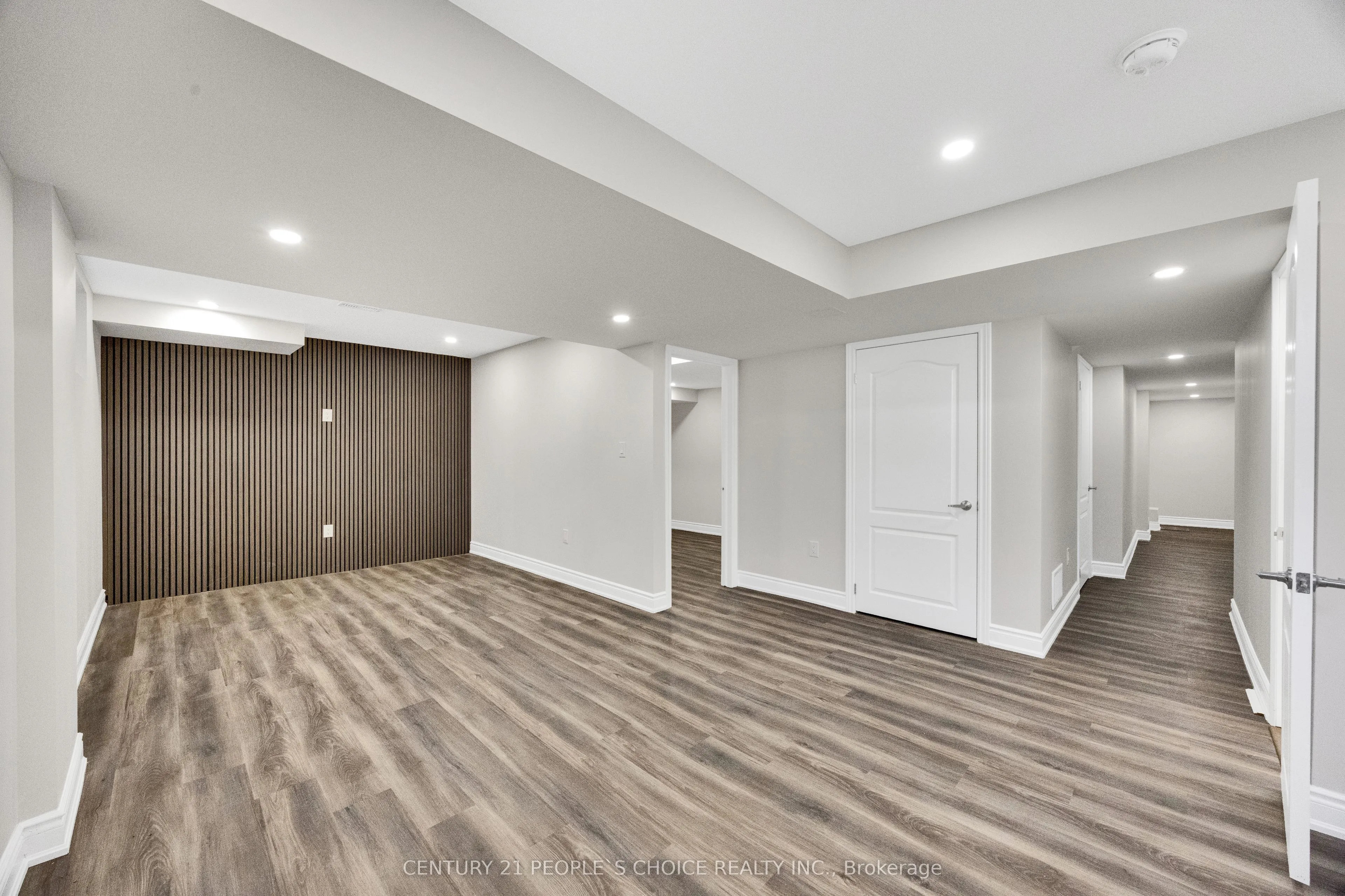 16 Flagg Avenue