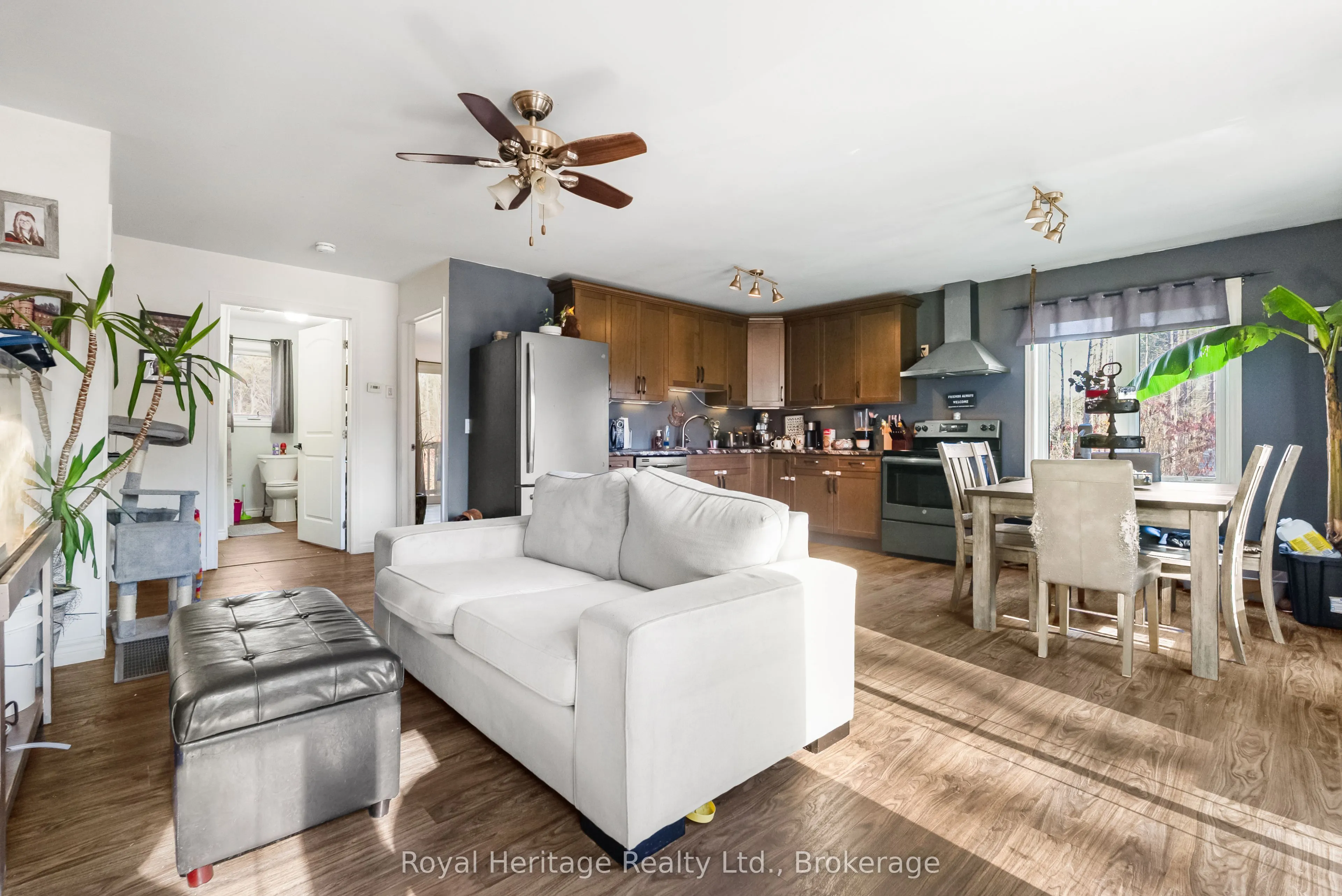 1045 Howland Junction Road
